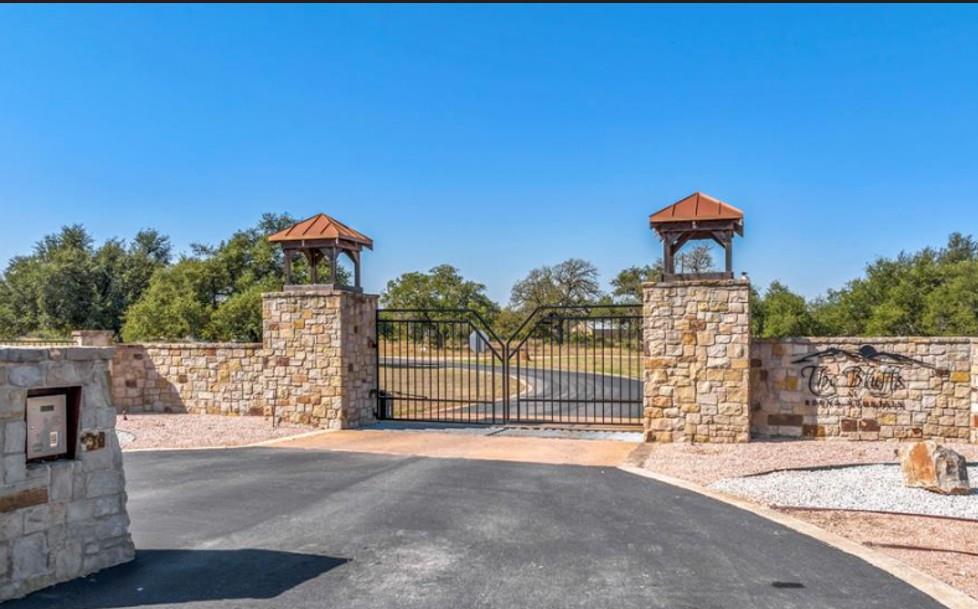 Image 3 of 4 For 285 Comanche Ridge Rdg