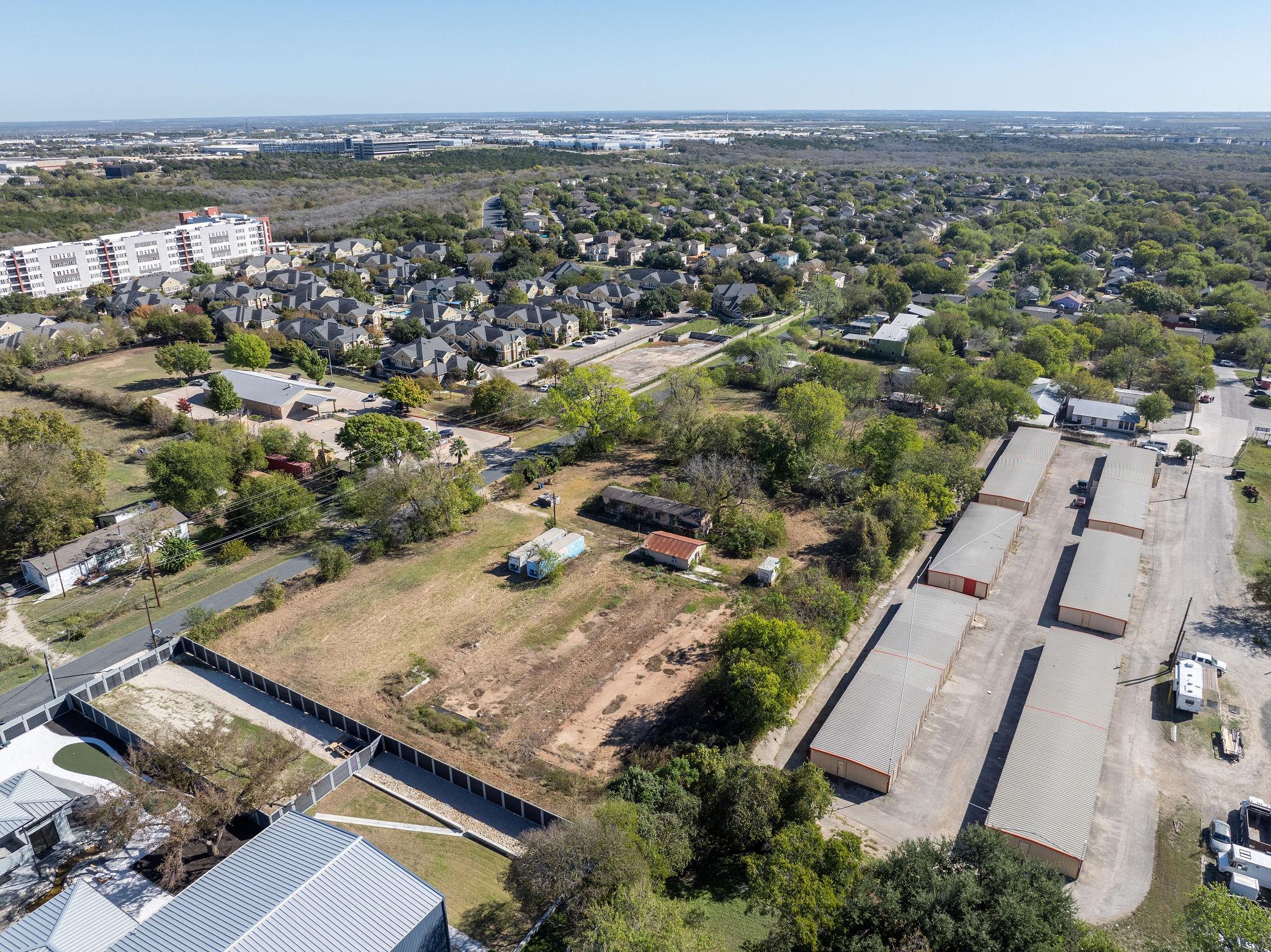 Image 8 of 14 For 5005, 5015, 5017, 0000 Maufrais Ln