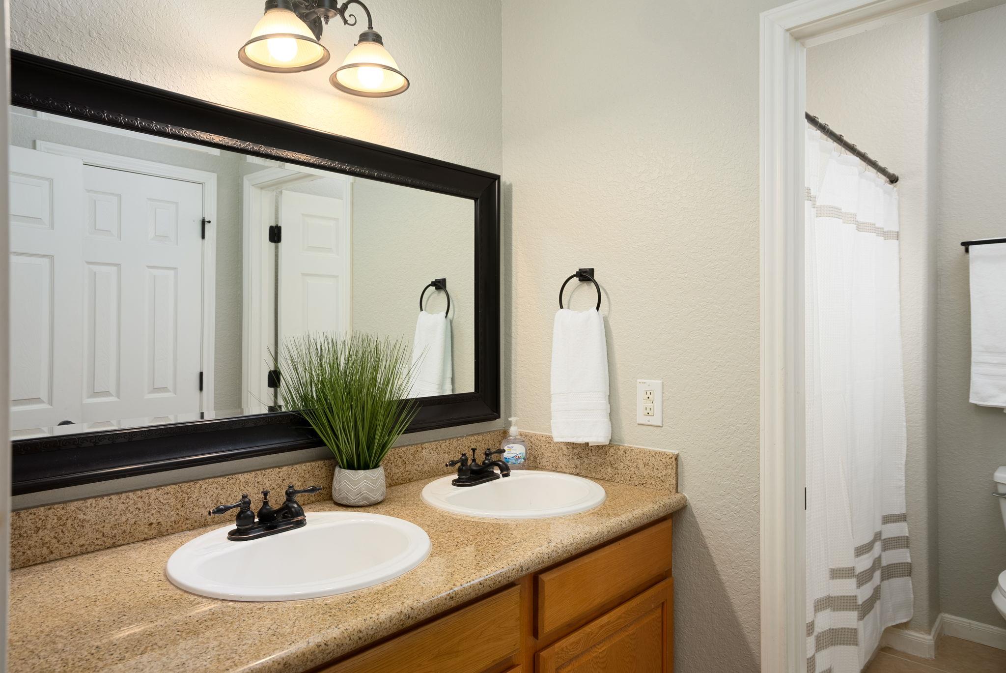 Image 12 of 29 For 1526 Bonnyview Dr