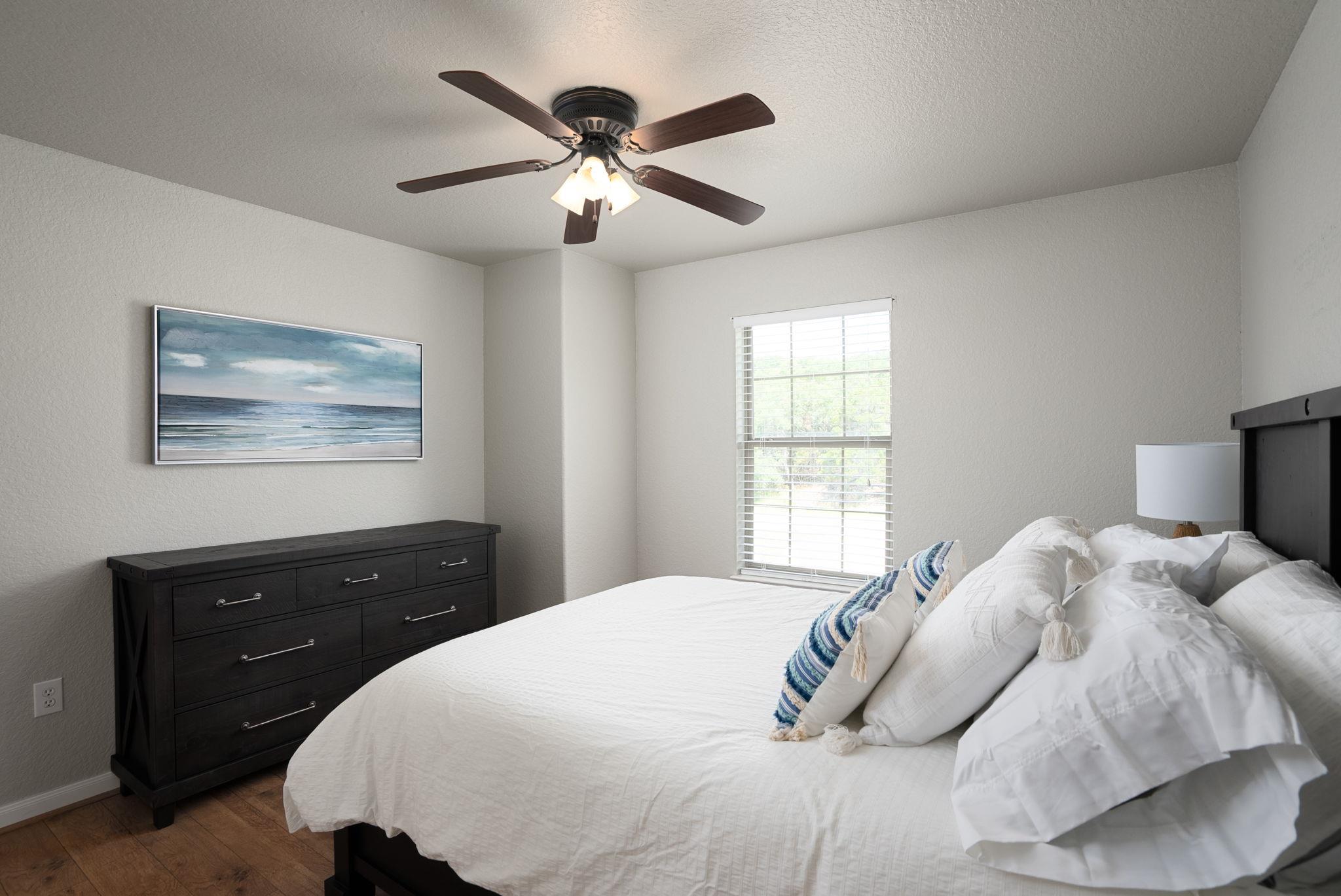 Image 16 of 29 For 1526 Bonnyview Dr