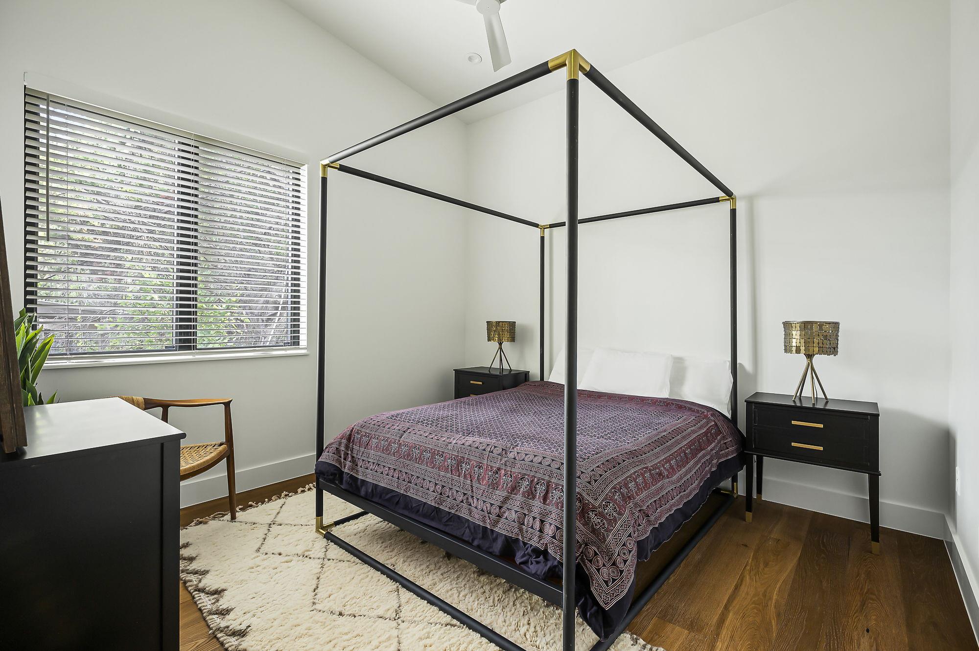 Image 19 of 35 For 2403 Big Horn Dr