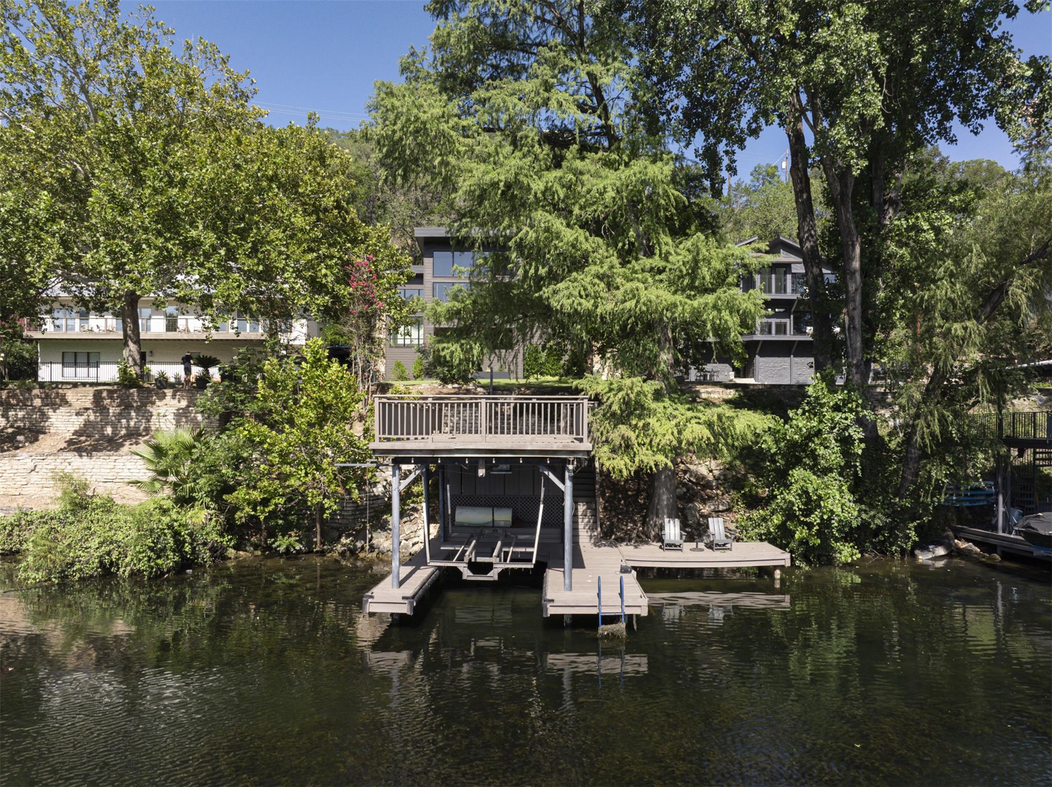 Image 33 of 35 For 2403 Big Horn Dr