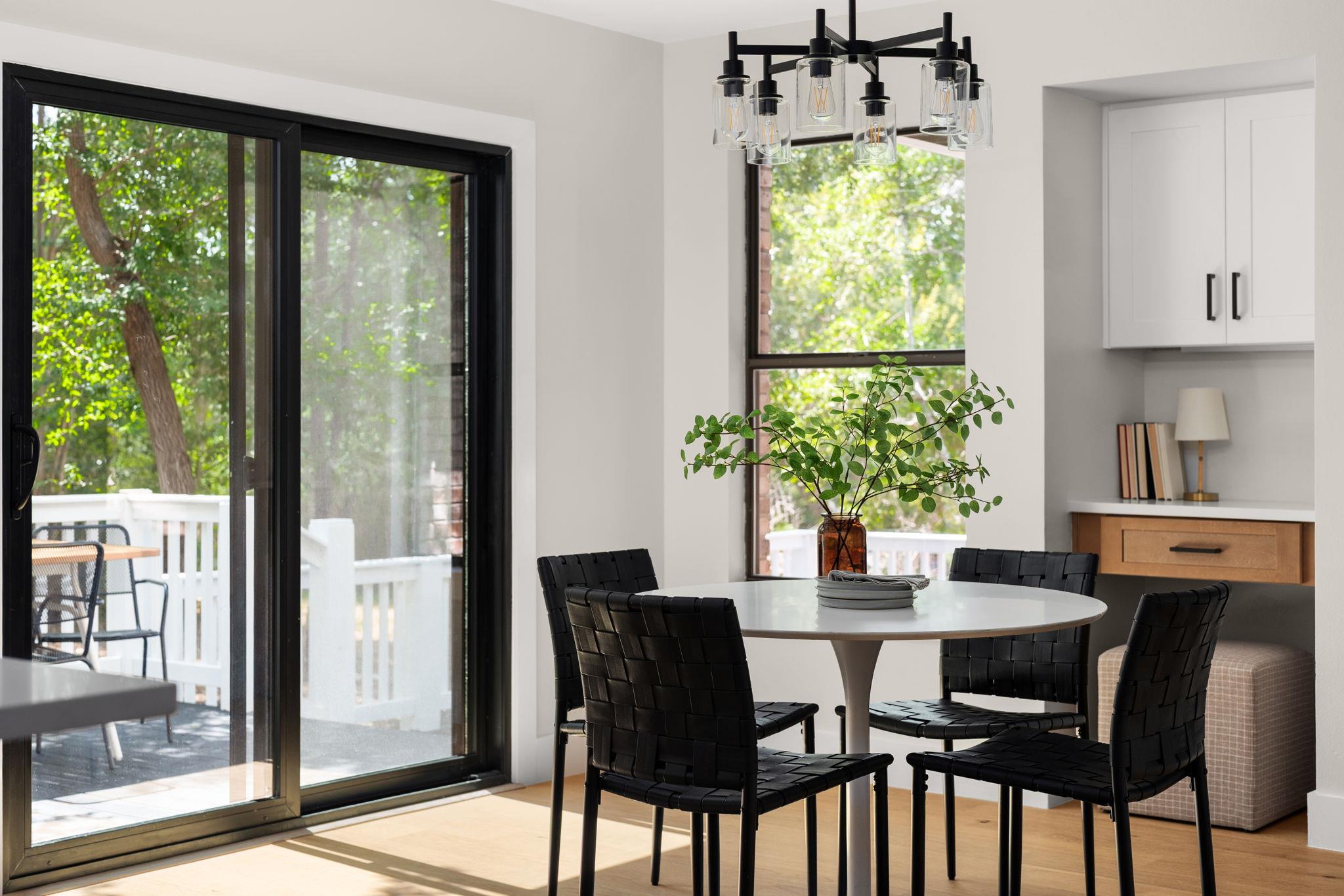 Image 11 of 38 For 10905 Chateau Hl