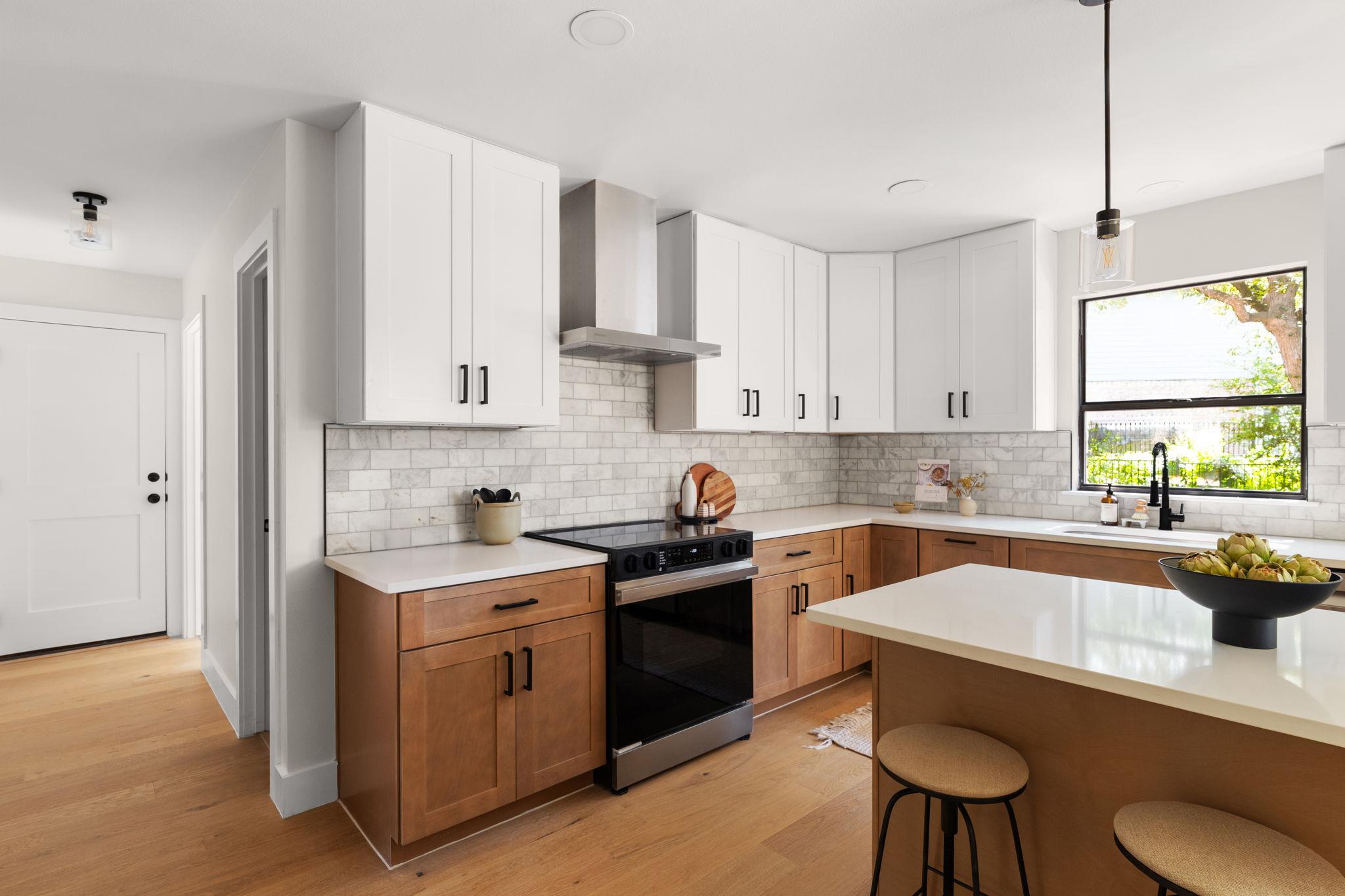 Image 14 of 38 For 10905 Chateau Hl