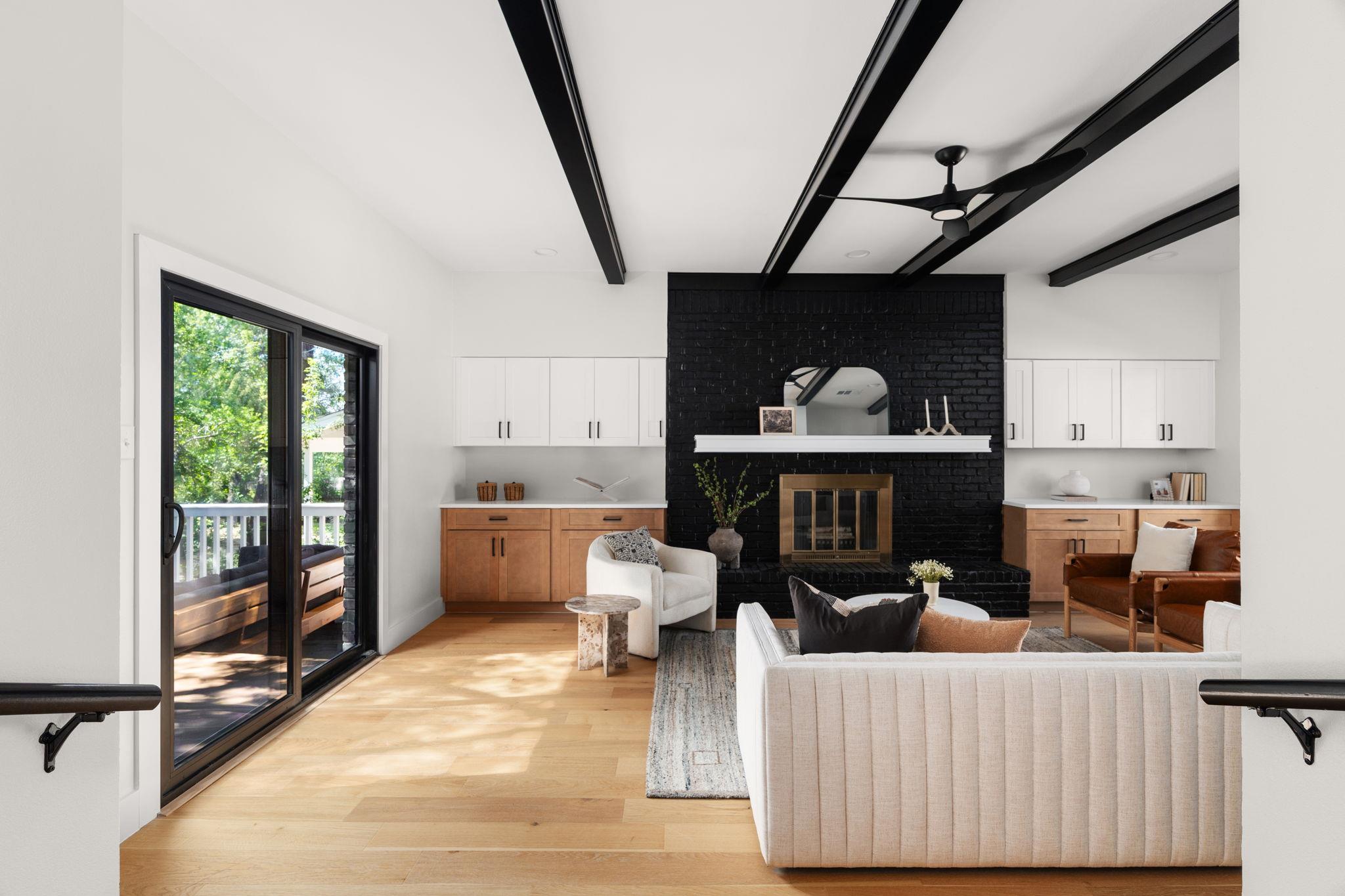 Image 6 of 38 For 10905 Chateau Hl