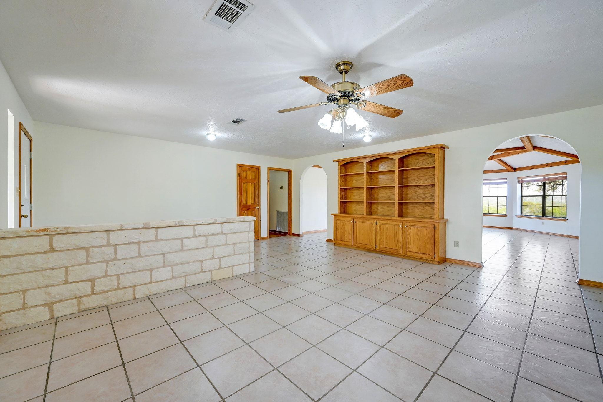 Image 6 of 20 For 6573 Ranch Road 165