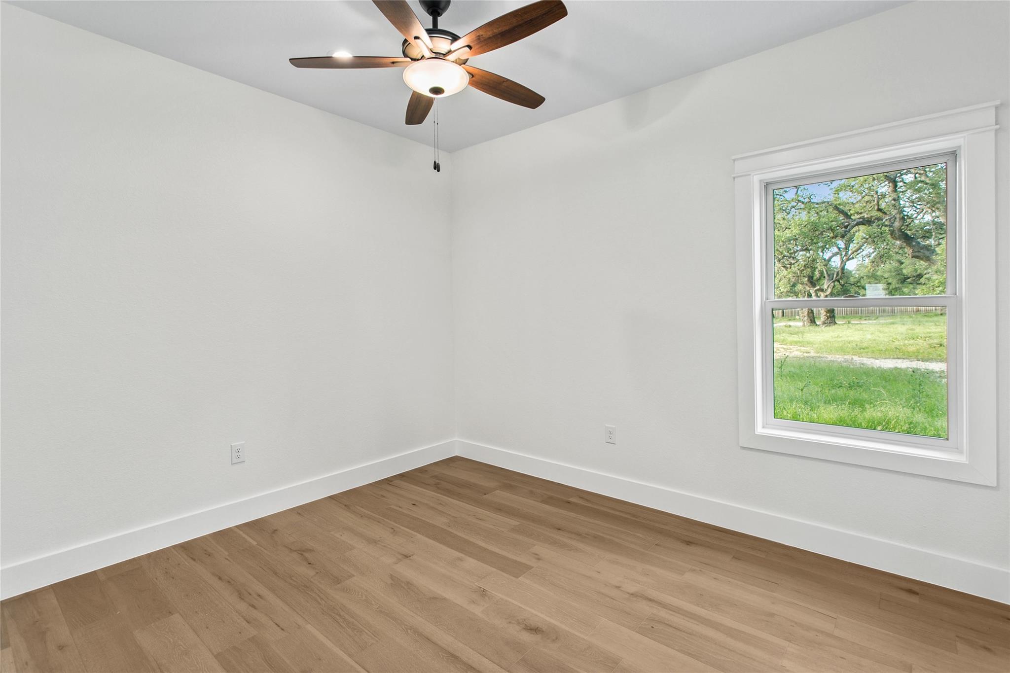 Image 21 of 39 For 1312 Greenlawn Parkway