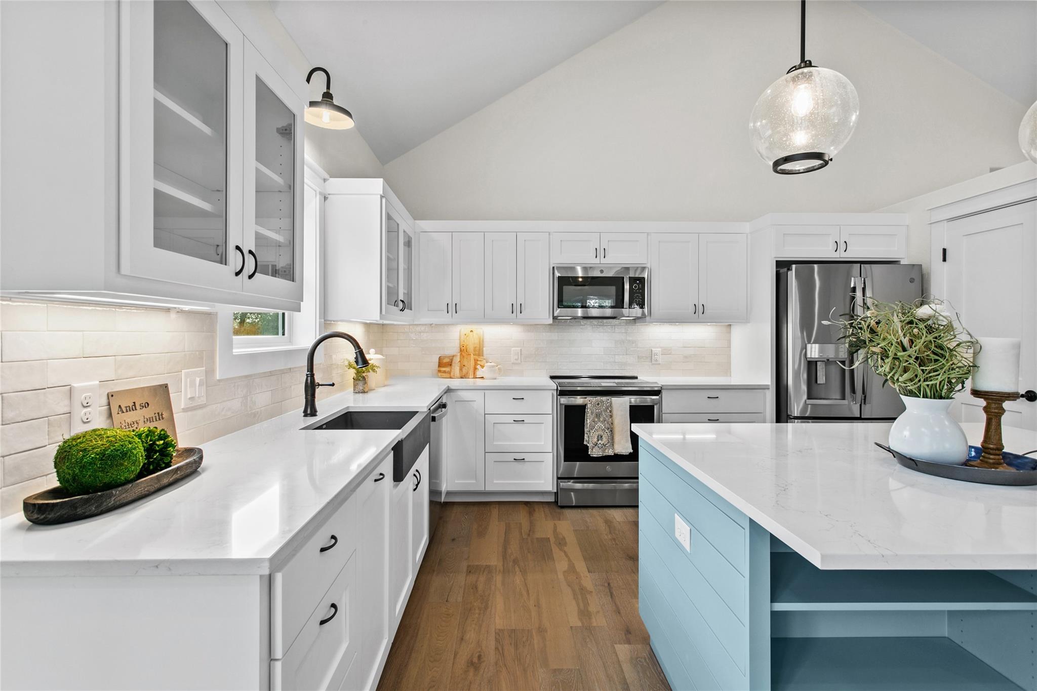 Image 8 of 39 For 1312 Greenlawn Parkway