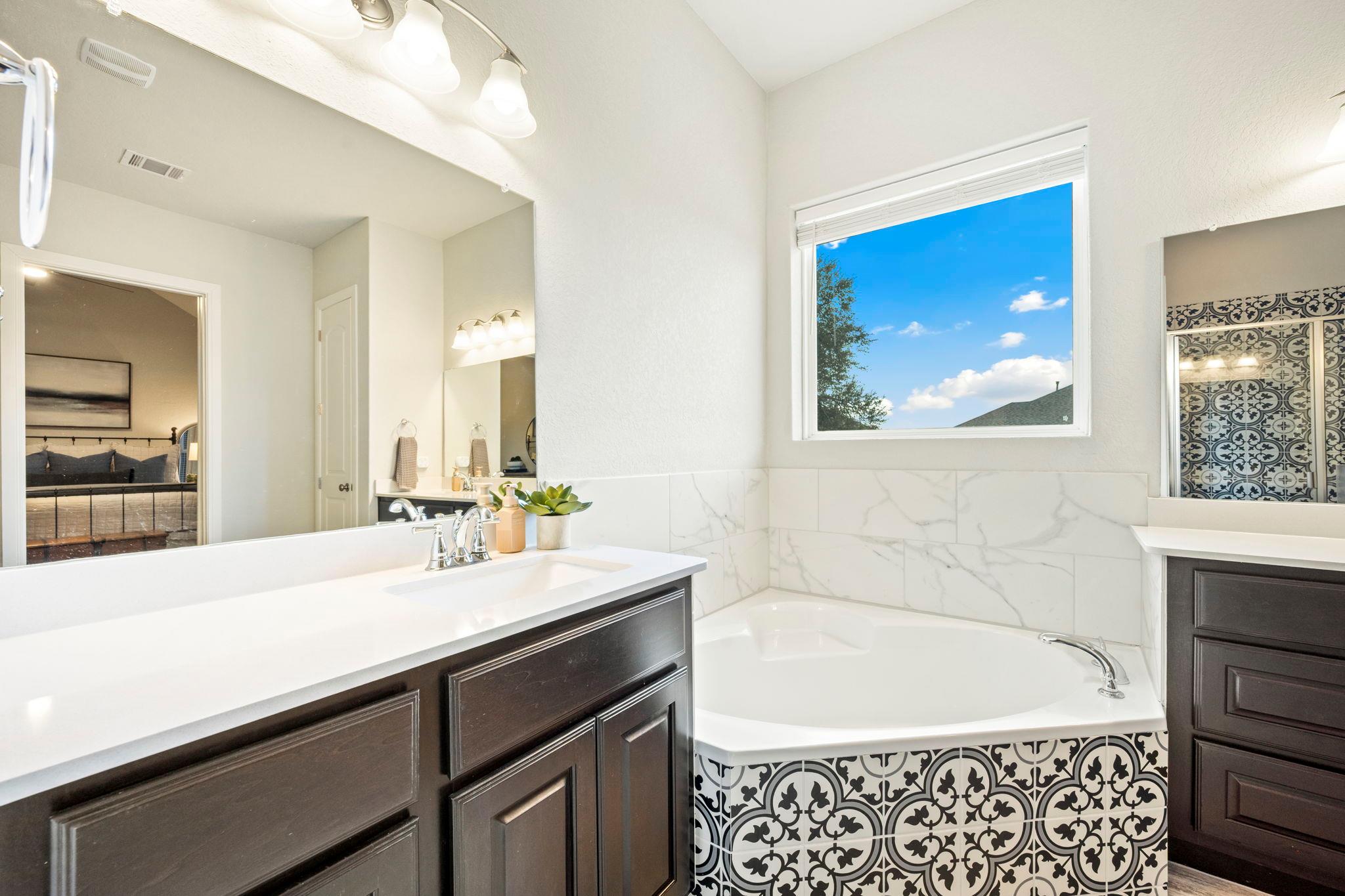 Image 28 of 40 For 1189 Hammock Gln