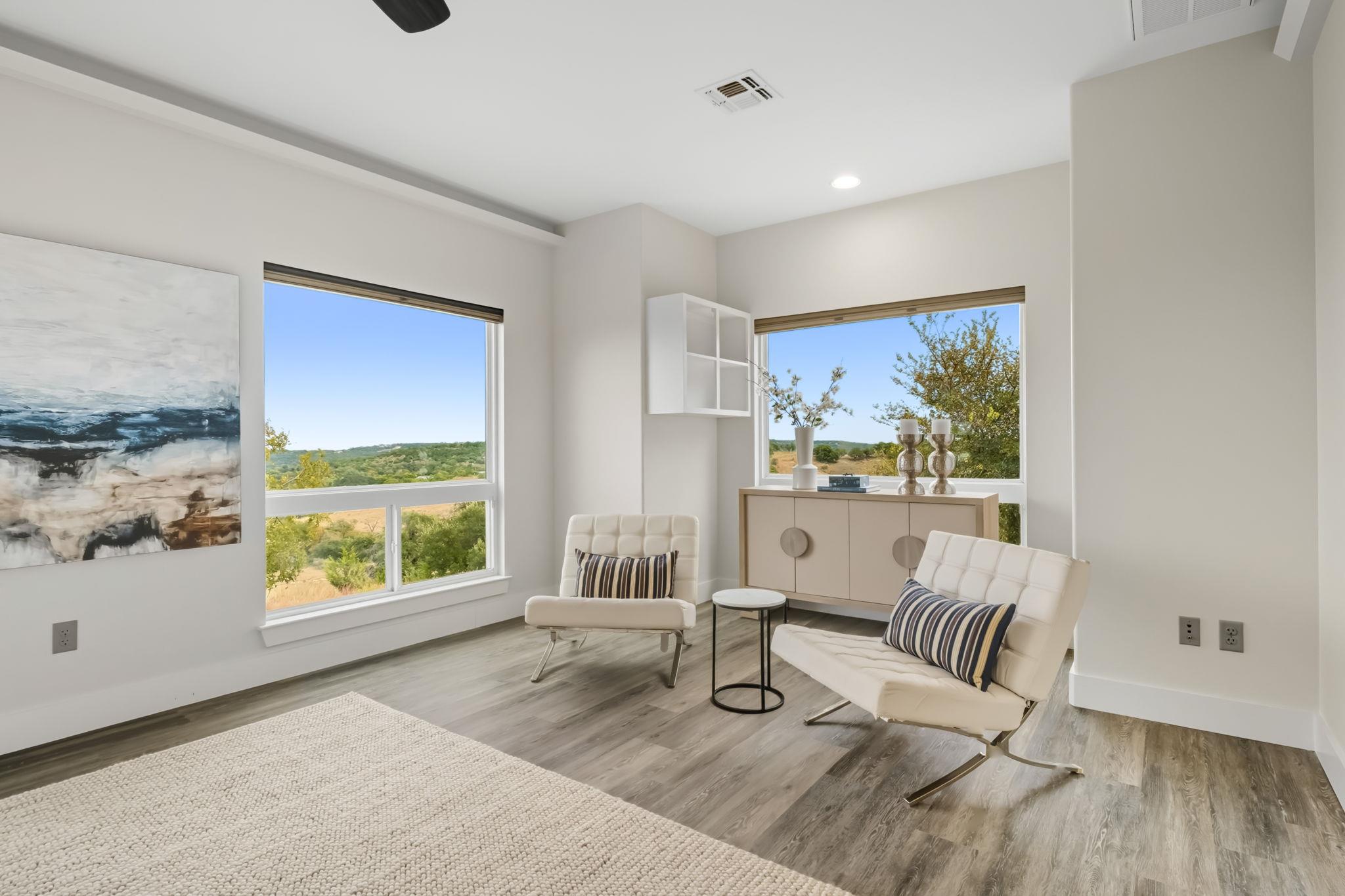 Image 29 of 40 For 128 Skylight Trl