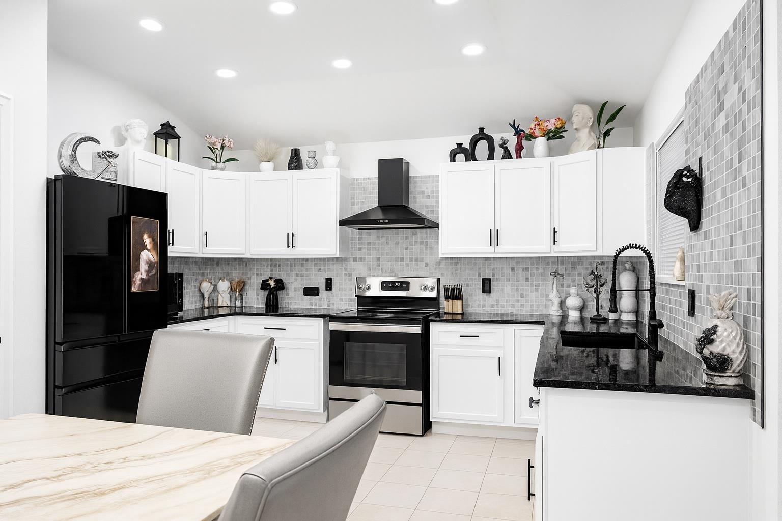 Details for 9305 Zayden Dr, Killeen, TX 76542