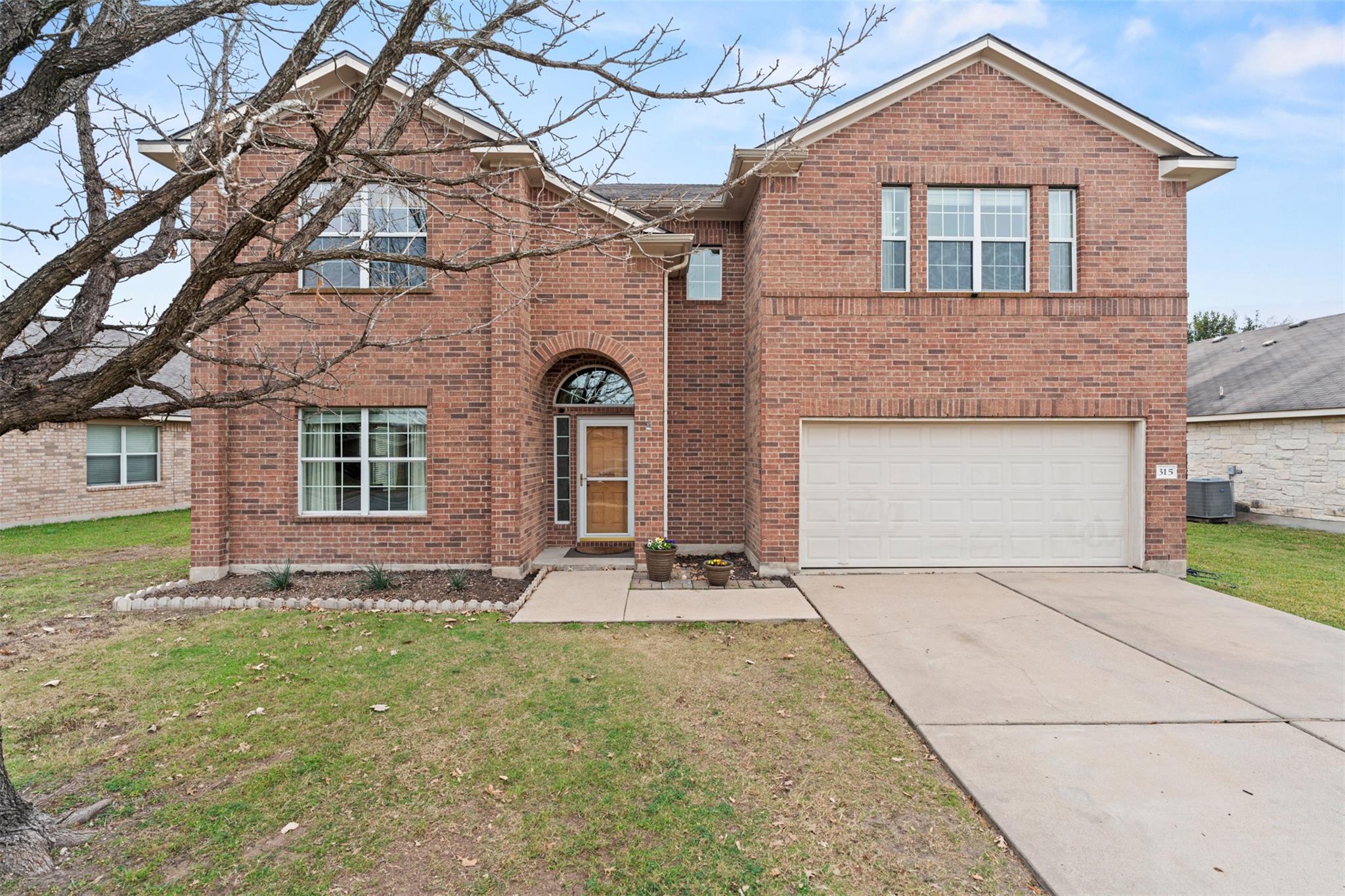 Details for 315 Swenson Dr, Hutto, TX 78634