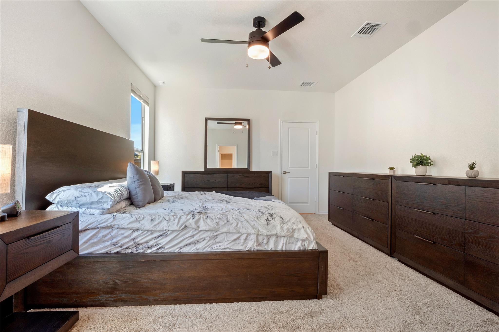 Image 9 of 25 For 125 Lucky Texan Rd