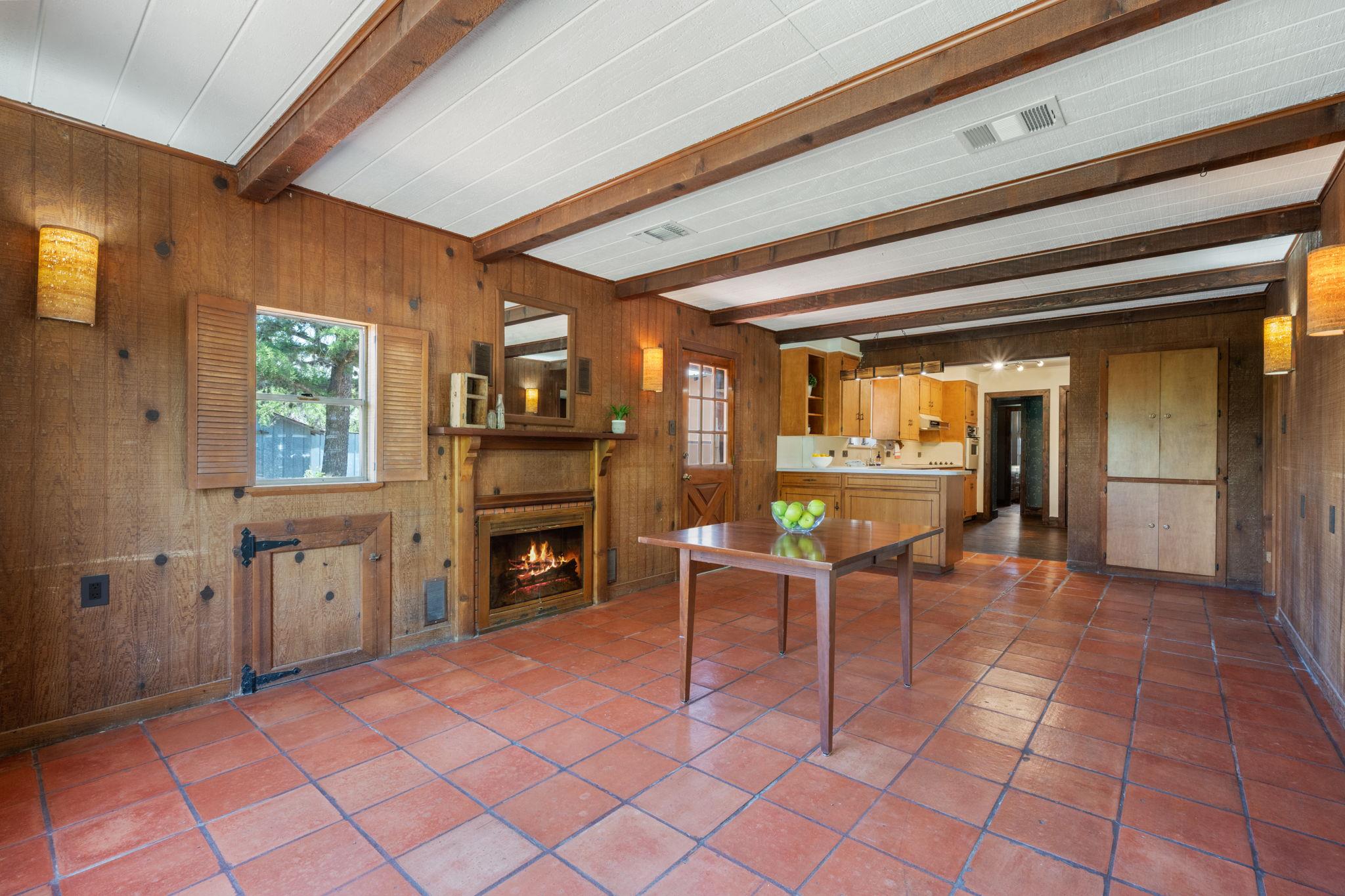 Image 11 of 34 For 13132 State Highway 16 Highway