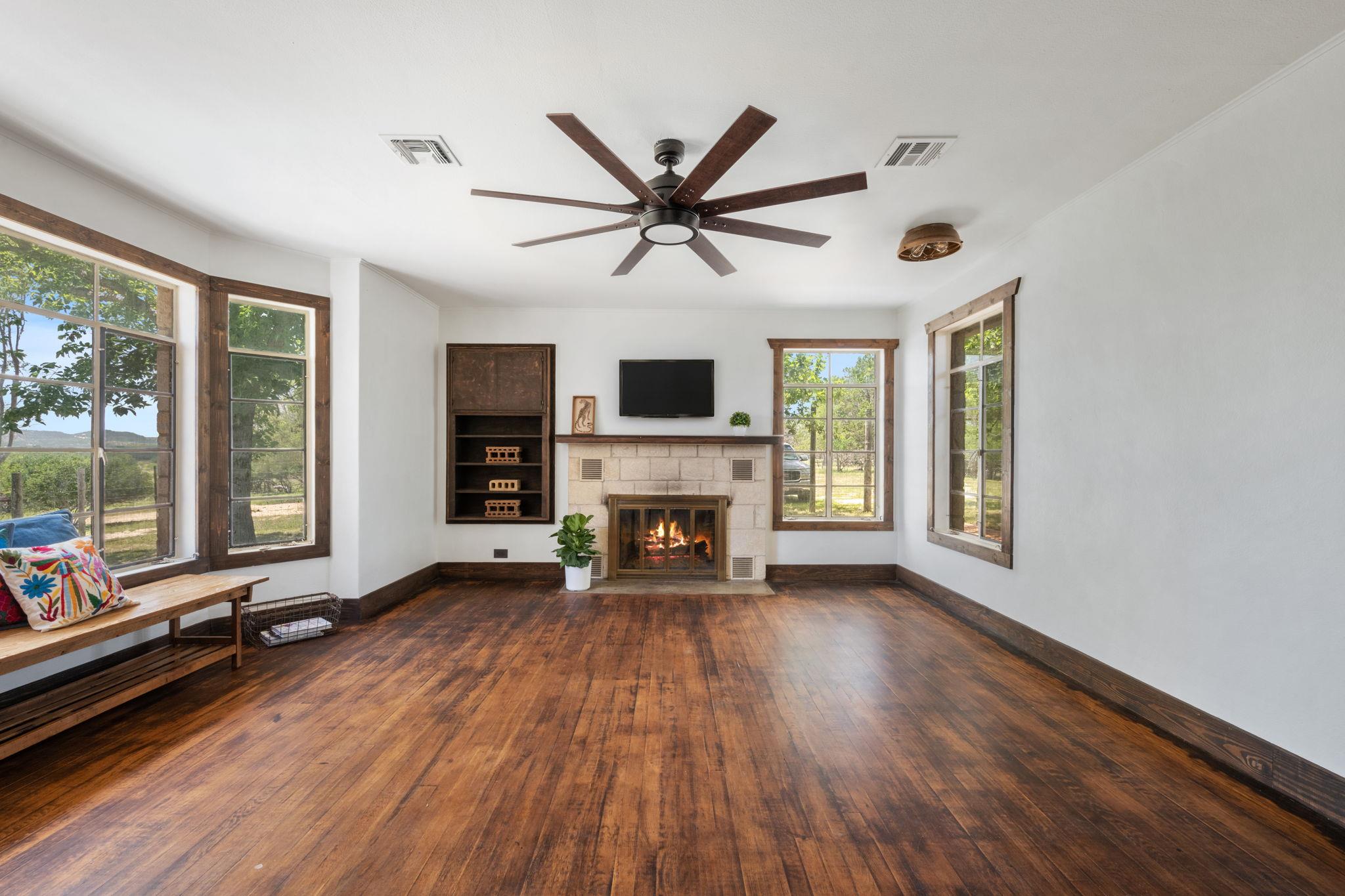 Image 4 of 34 For 13132 State Highway 16 Highway