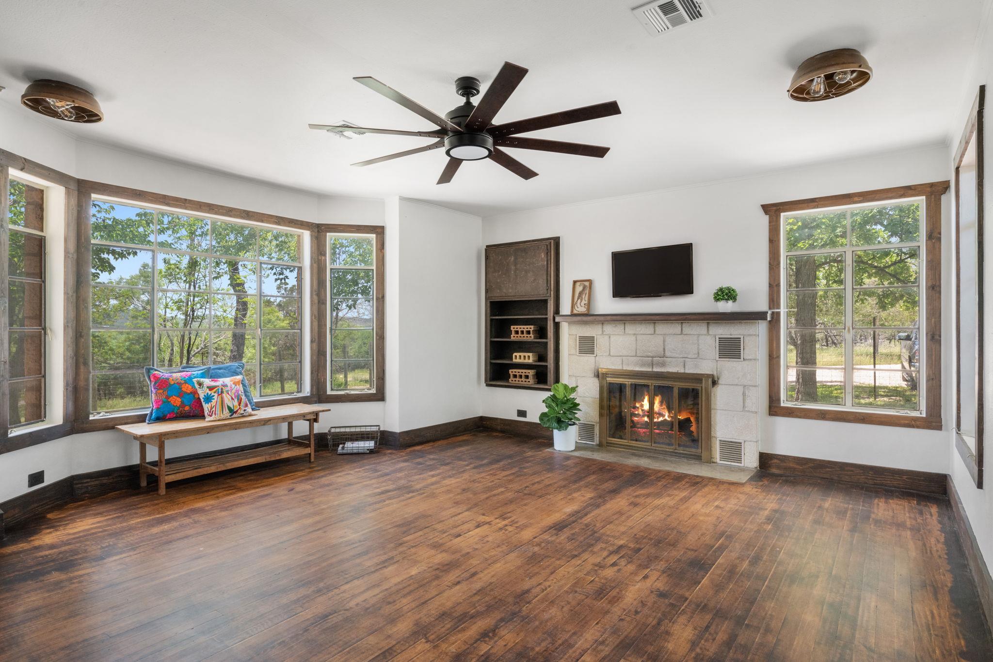 Image 5 of 34 For 13132 State Highway 16 Highway