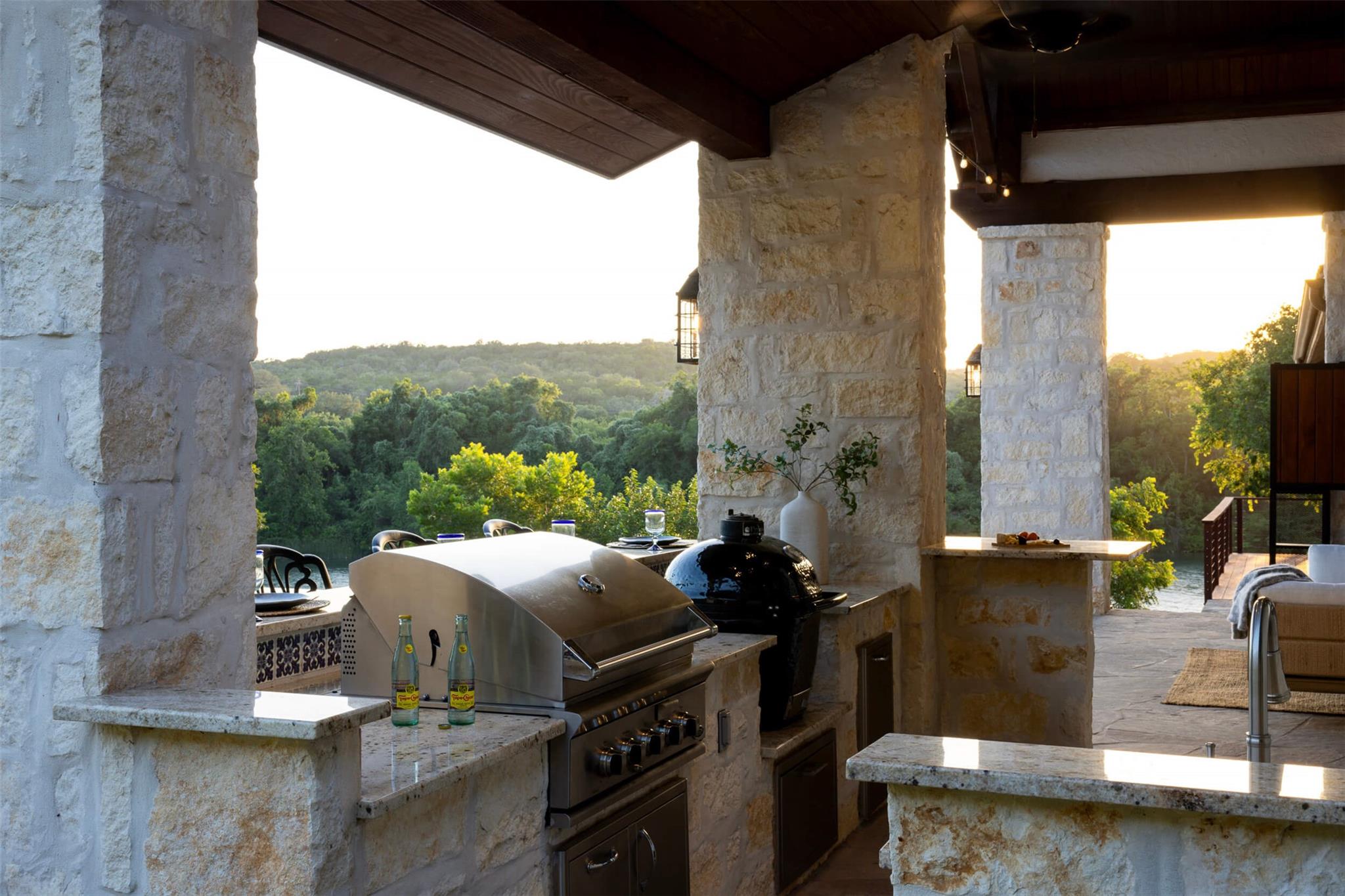 Image 12 of 40 For 15016 Flat Top Ranch Rd