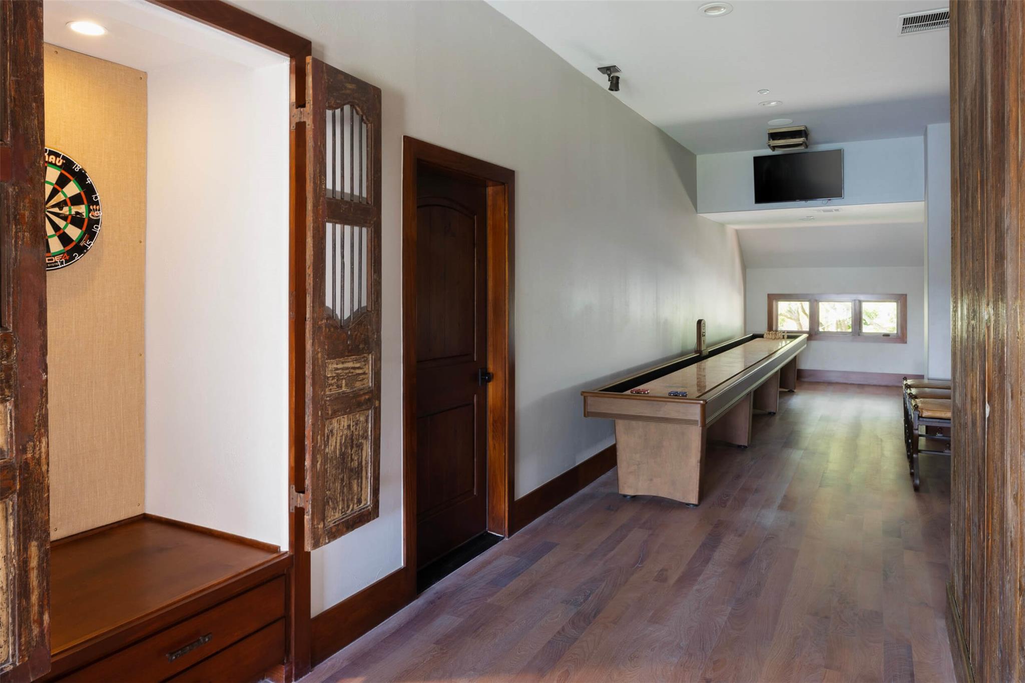 Image 33 of 40 For 15016 Flat Top Ranch Rd