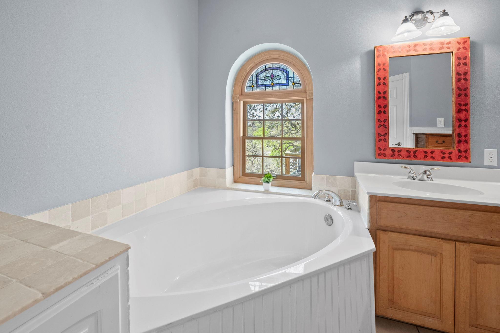 Image 27 of 38 For 1025 Blue Water Dr