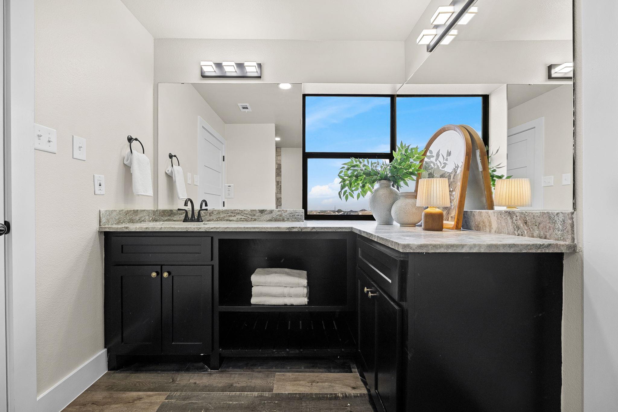 Image 18 of 40 For 1244 Hadley Ln