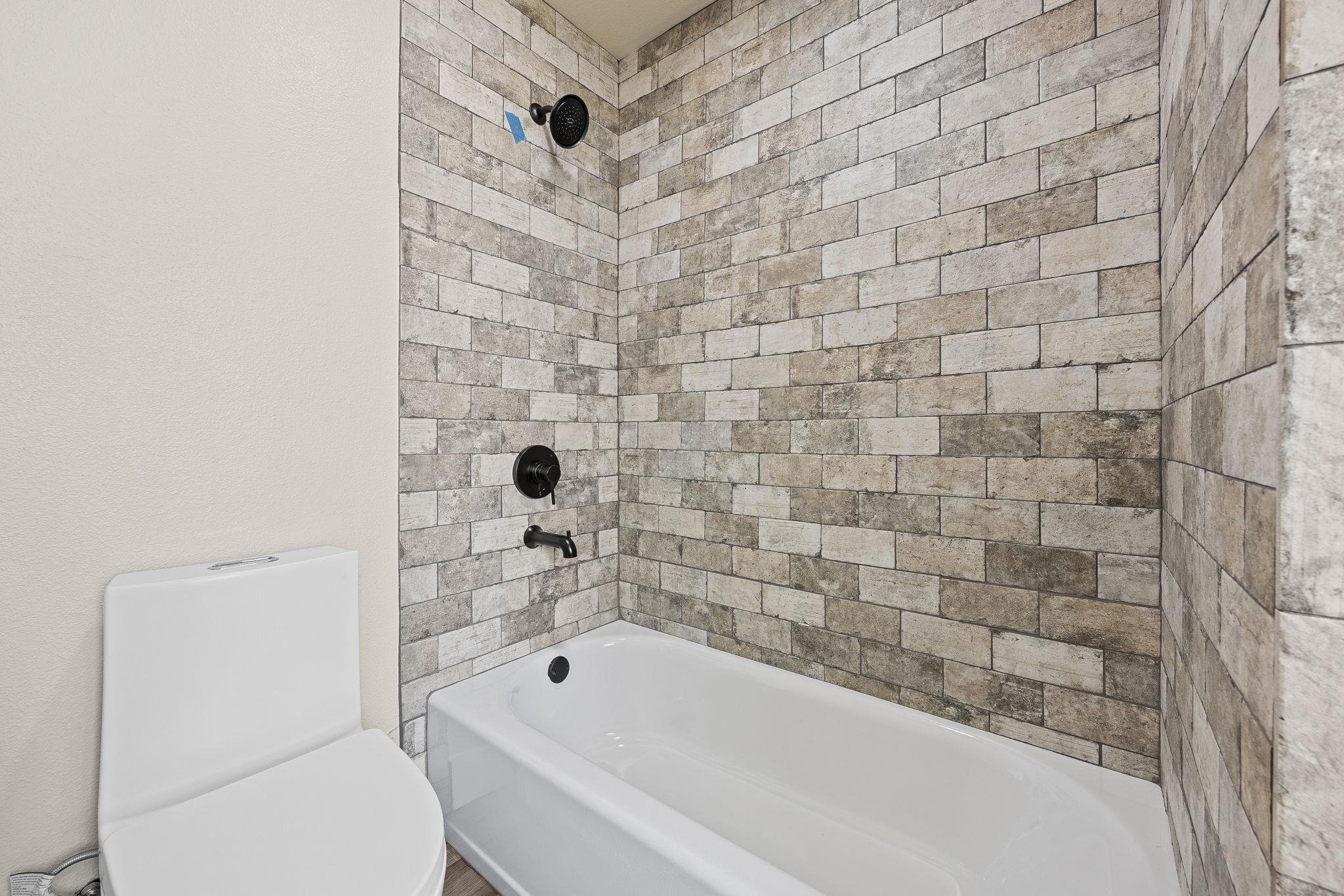 Image 19 of 40 For 1244 Hadley Ln