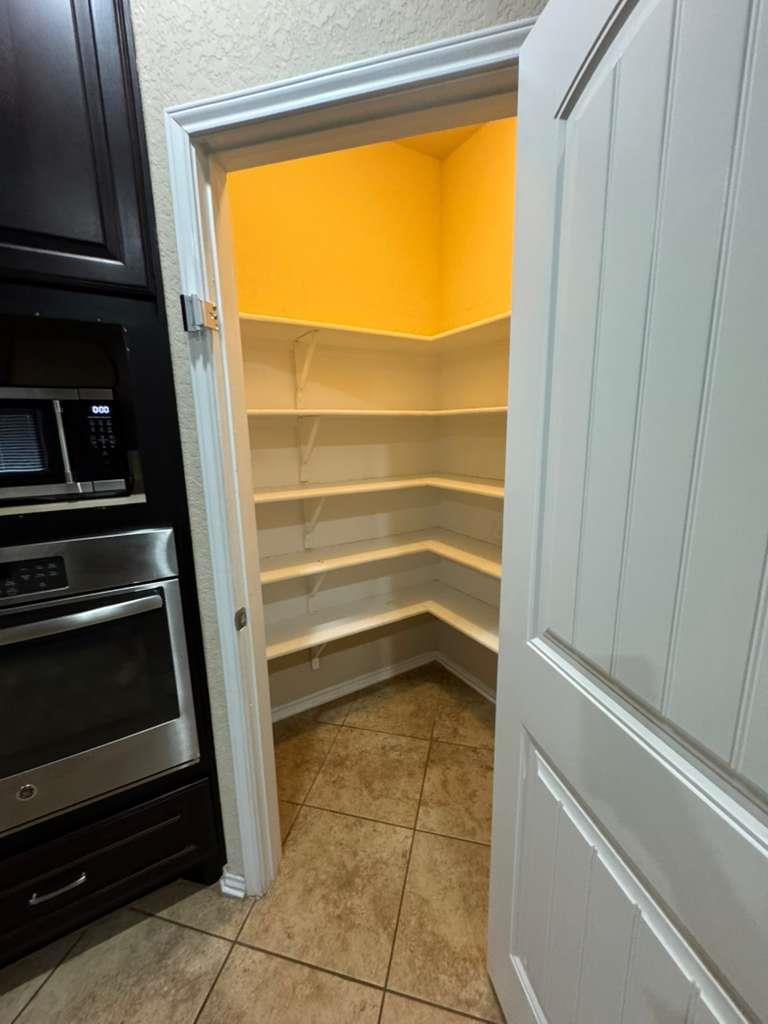 Image 7 of 31 For 9626 Common Law