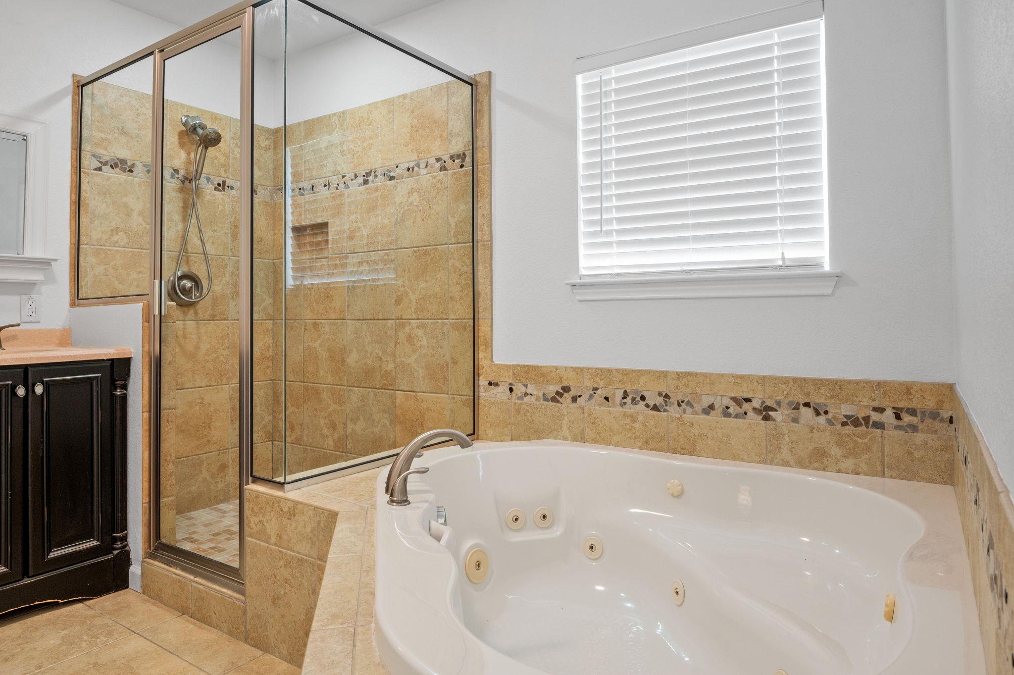 Image 21 of 39 For 7517 Delafield Ln