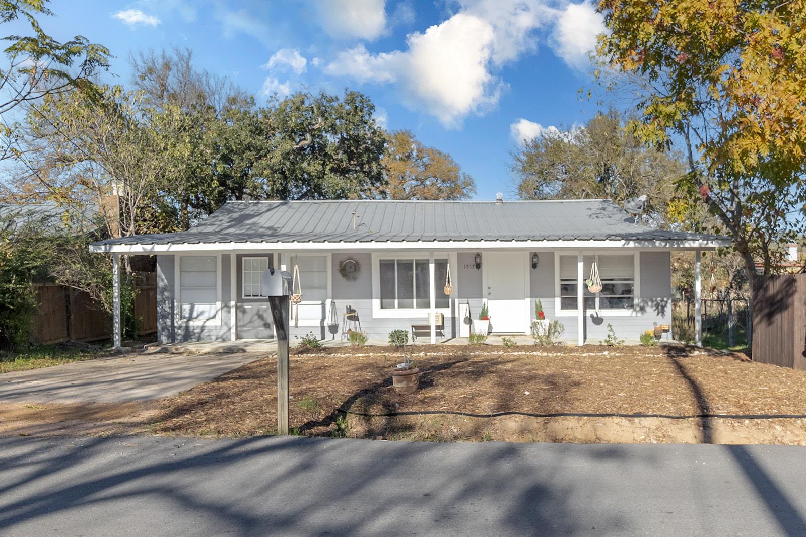 Details for 1517 Hill Way Dr, Granite Shoals, TX 78654