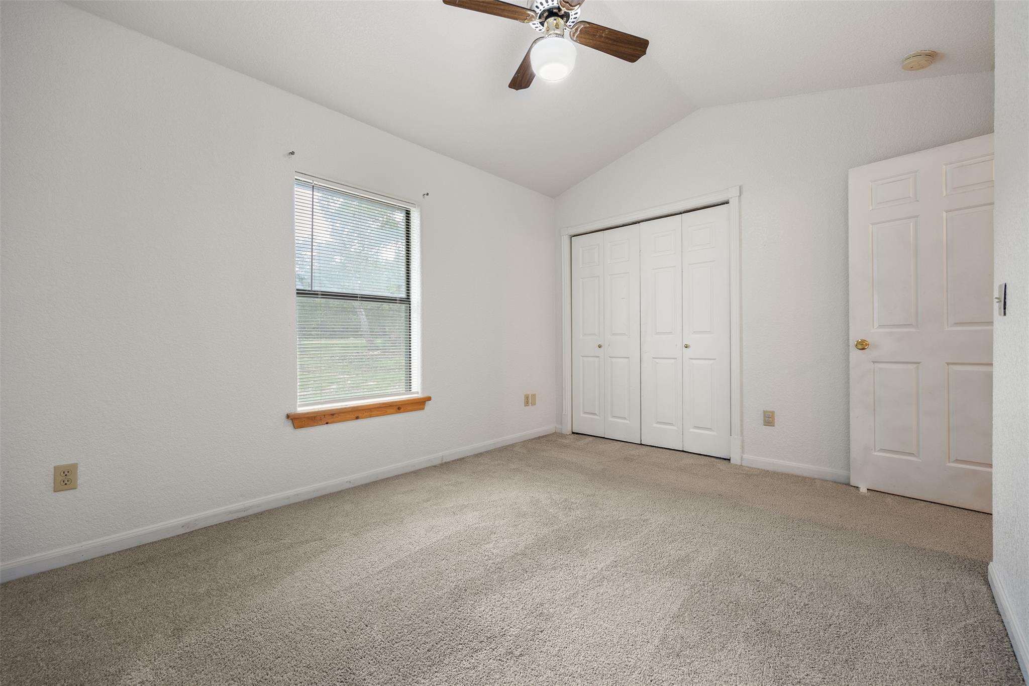 Image 12 of 22 For 283 Rust Ranch Rd