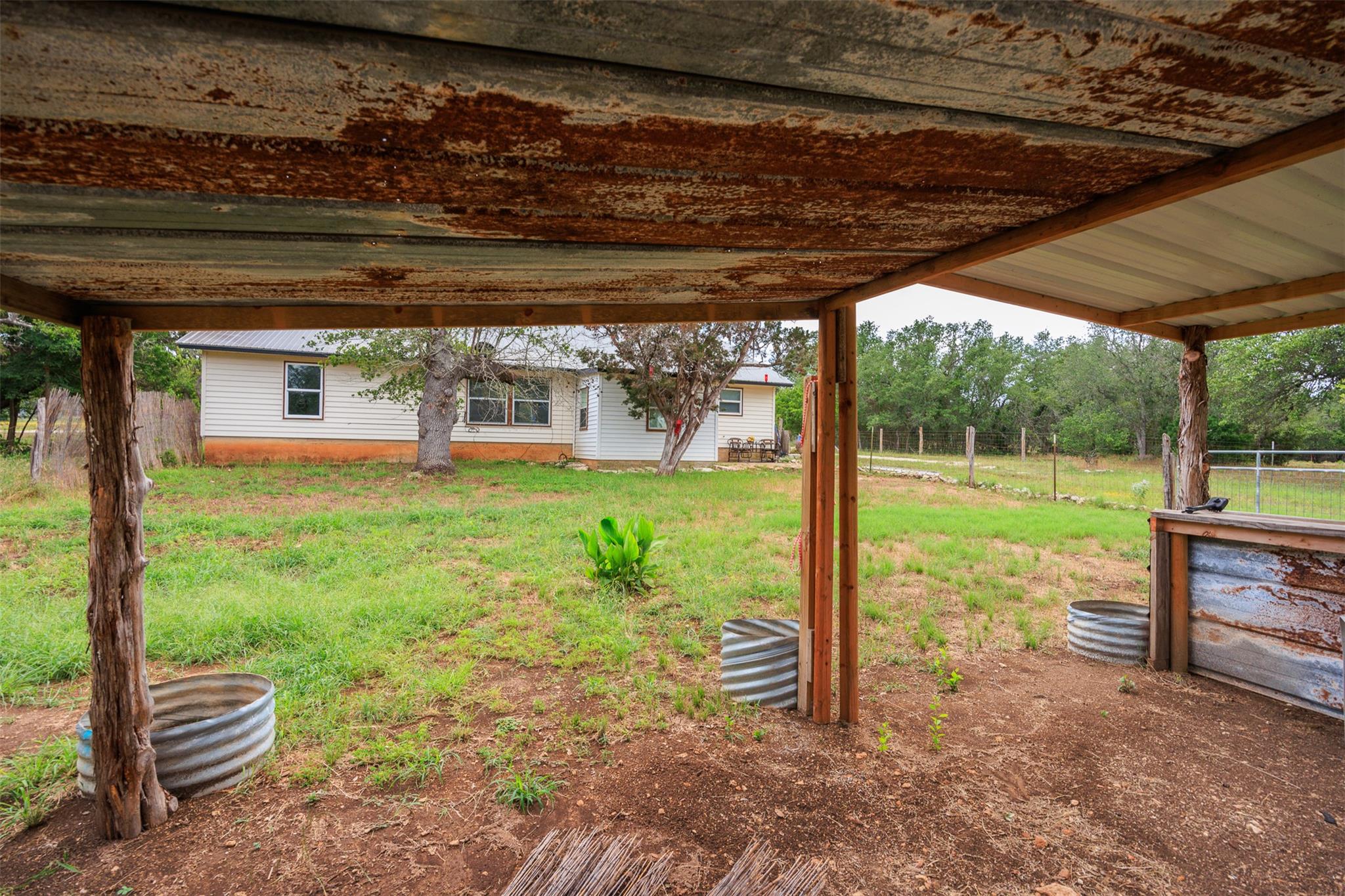 Image 21 of 22 For 283 Rust Ranch Rd