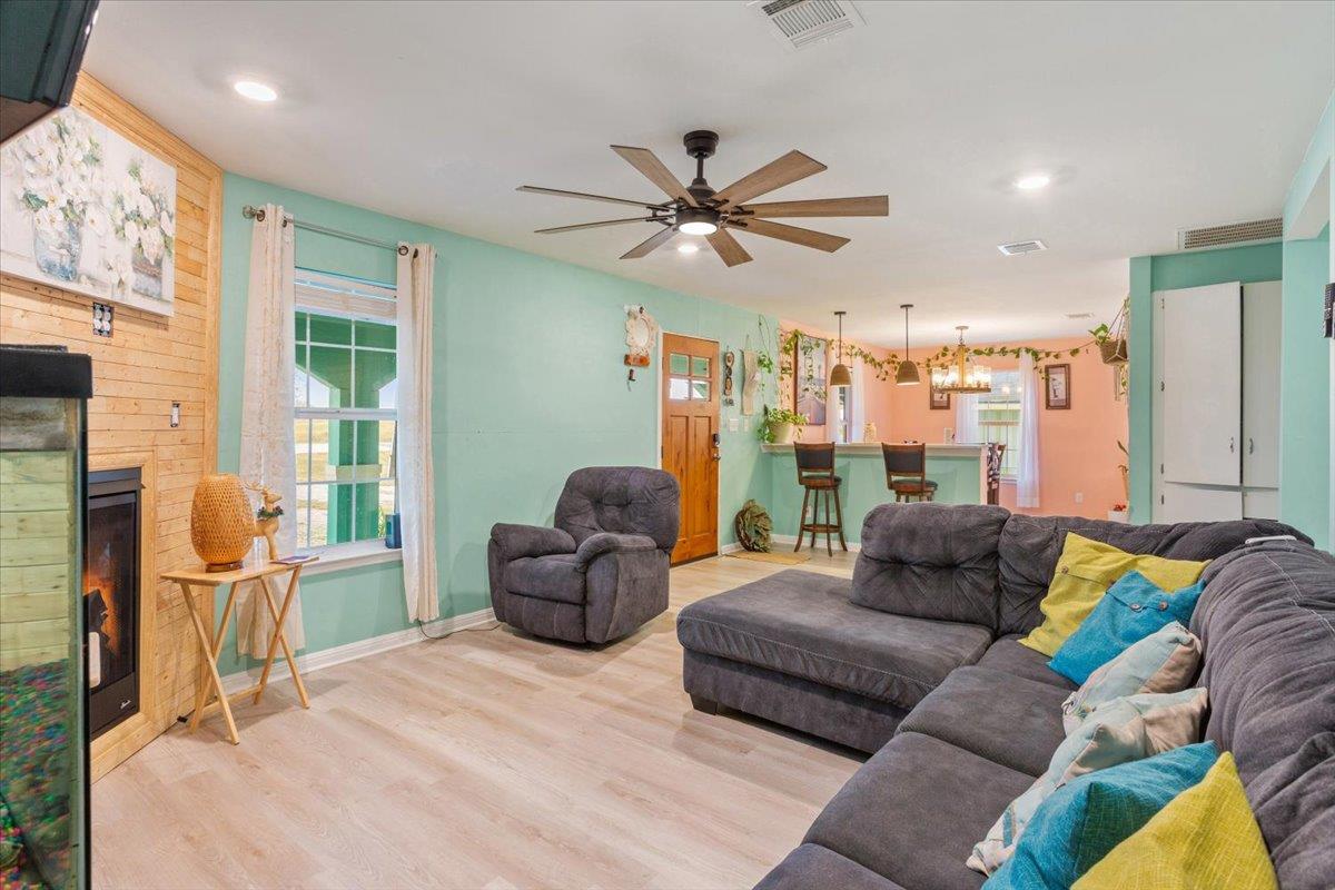 Image 10 of 38 For 50 Dusty Dam Rd