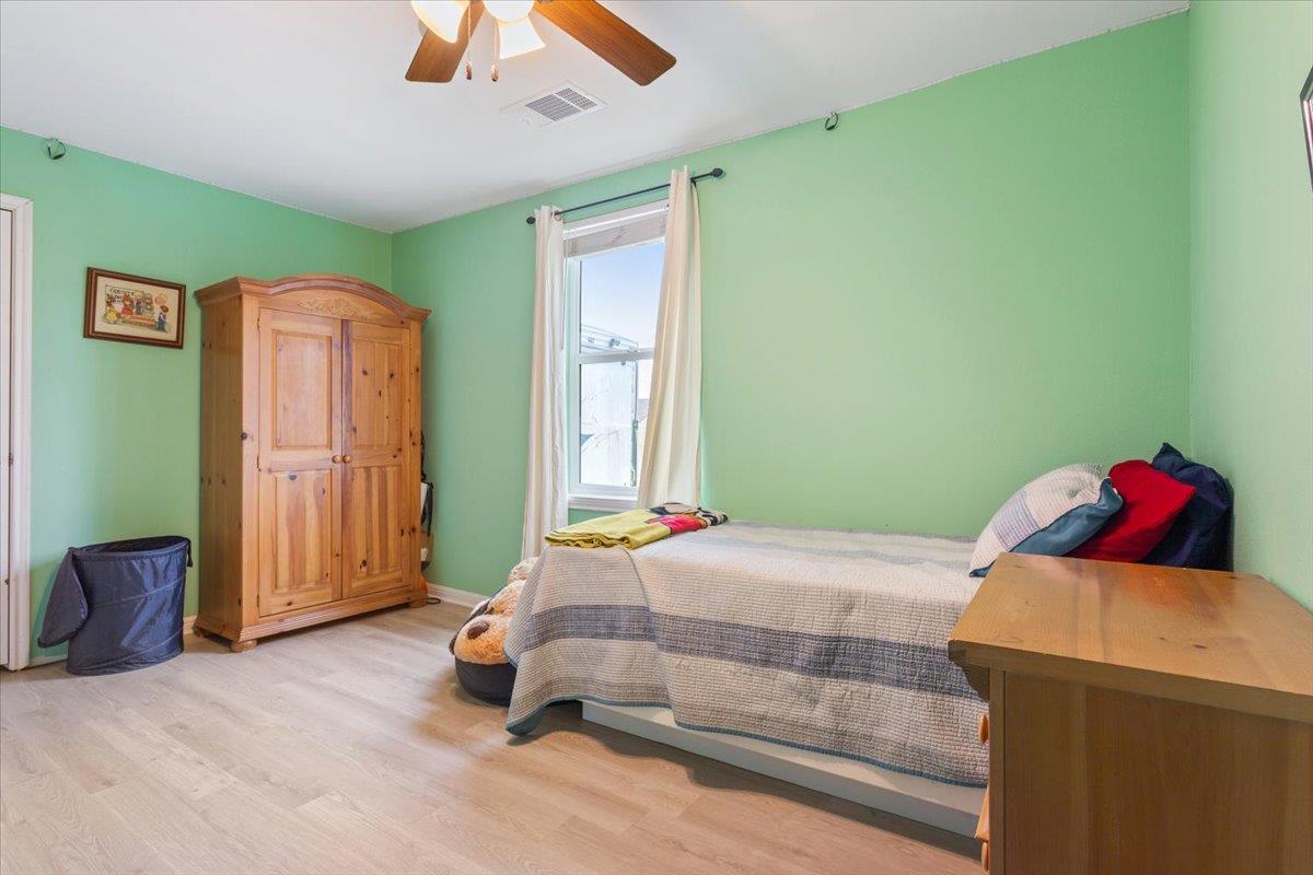 Image 20 of 38 For 50 Dusty Dam Rd