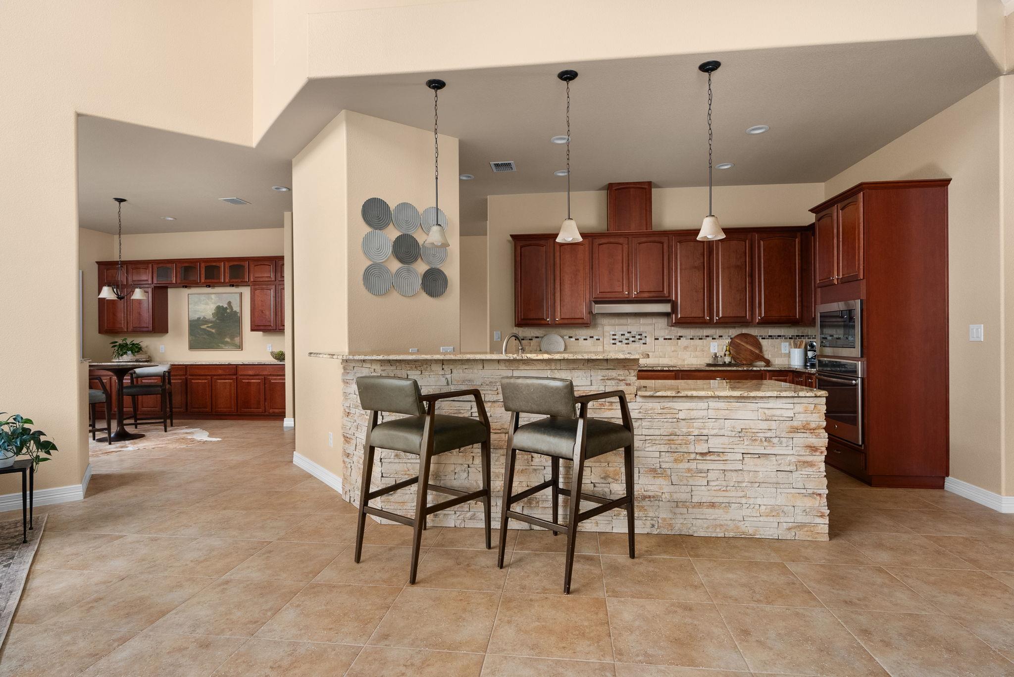 Image 16 of 21 For 1472 Kings Cove Dr