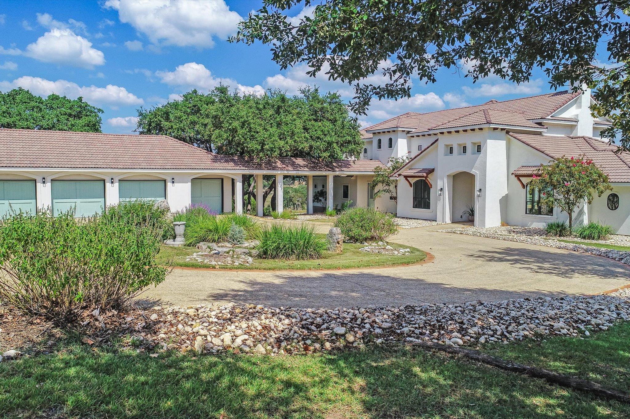 Image 28 of 38 For 138 Serene St