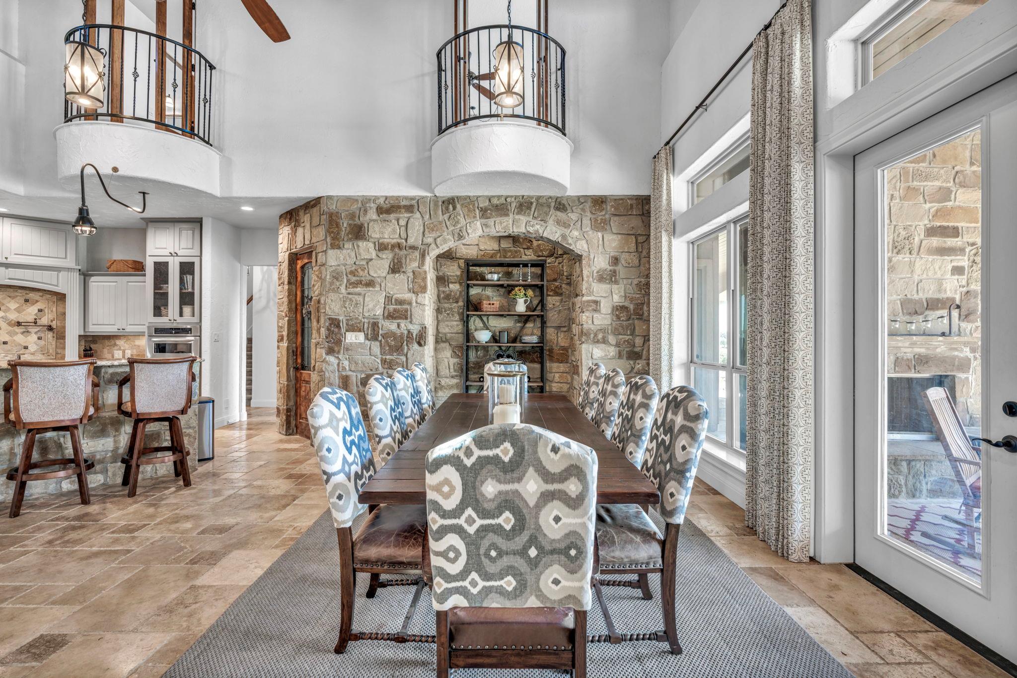 Image 32 of 38 For 138 Serene St