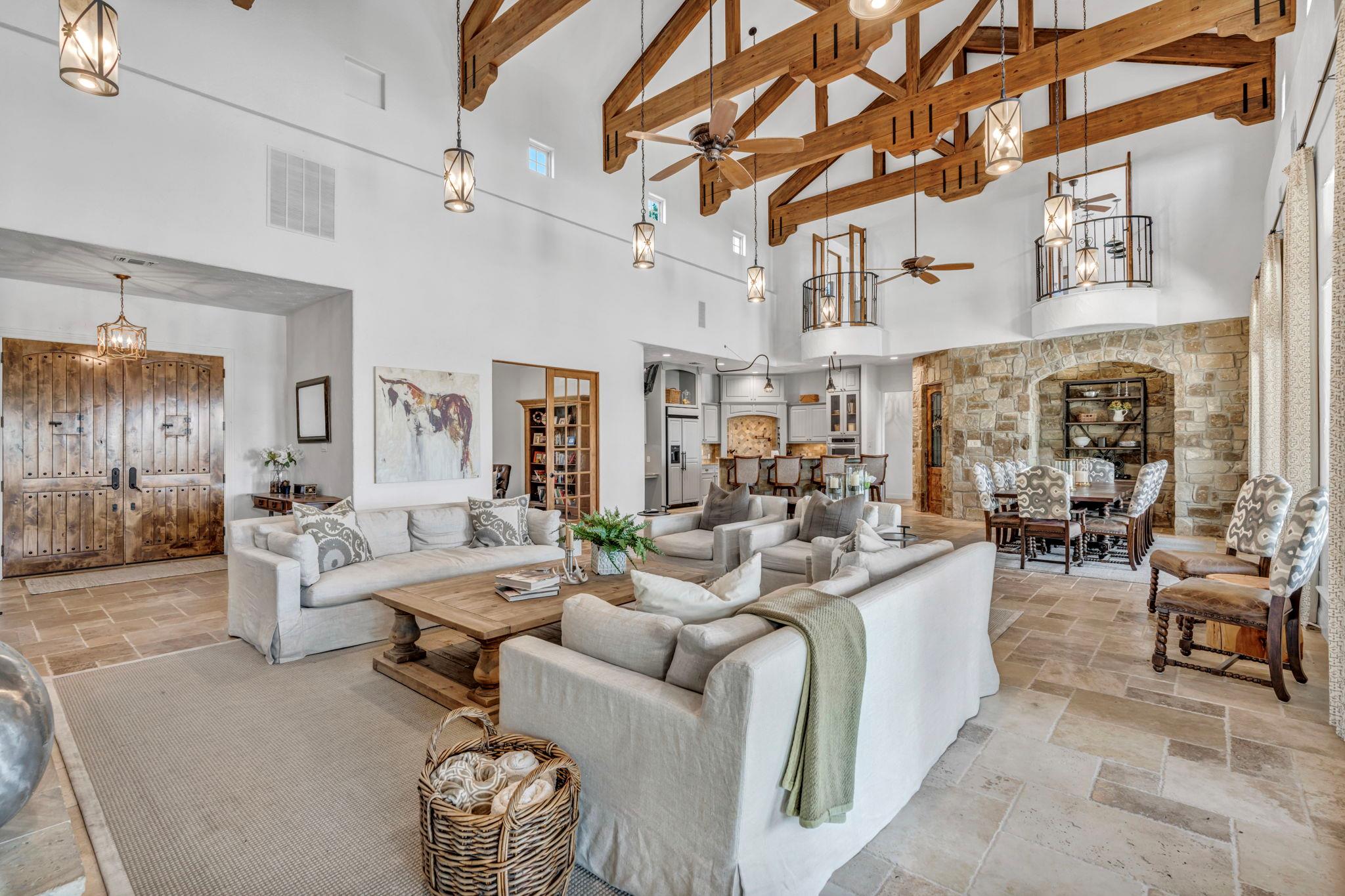 Image 33 of 38 For 138 Serene St