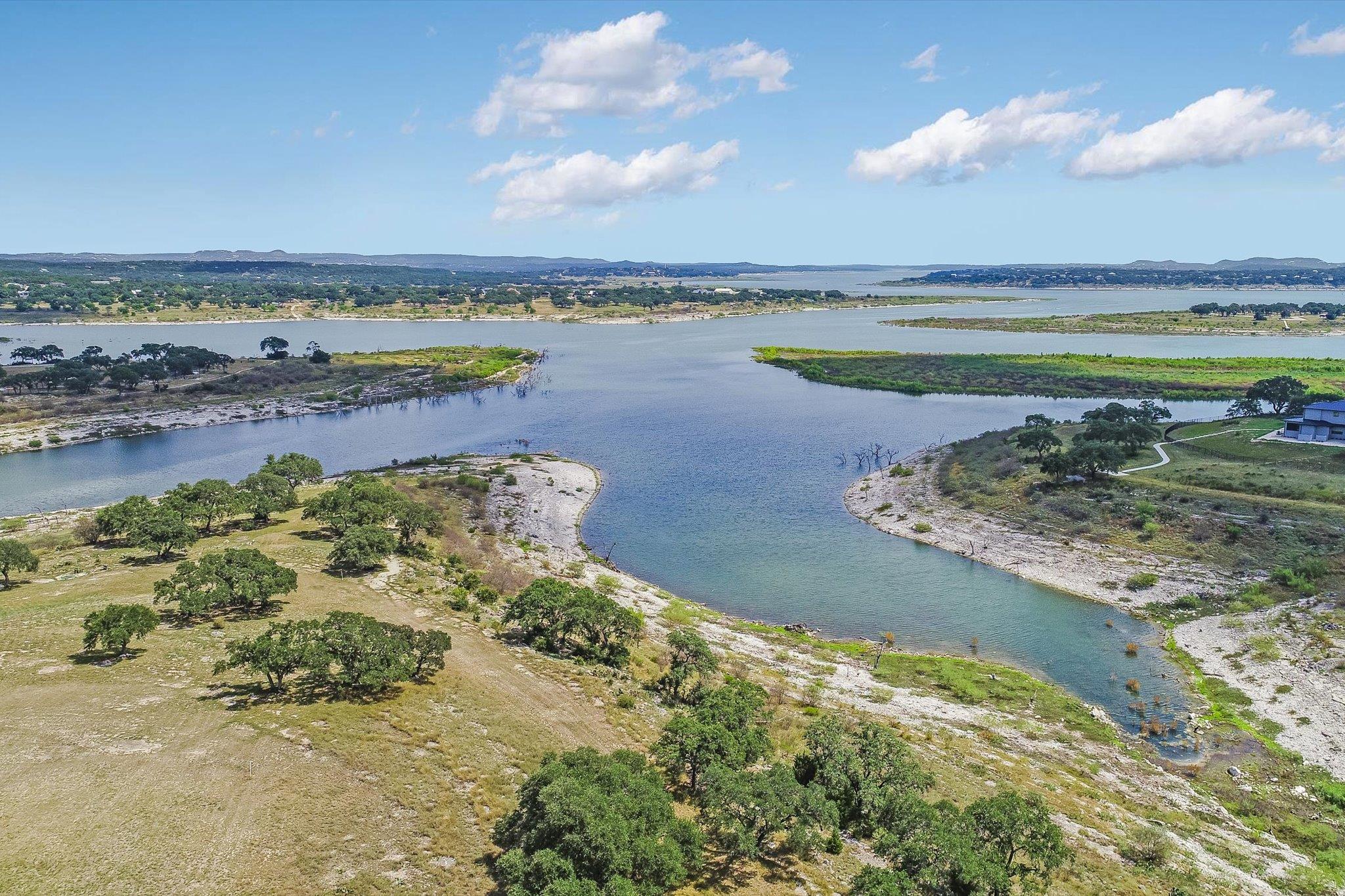 Image 9 of 38 For 138 Serene St