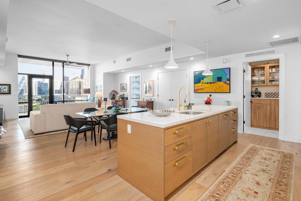 Details for 70 Rainey St 1306, Austin, TX 78701