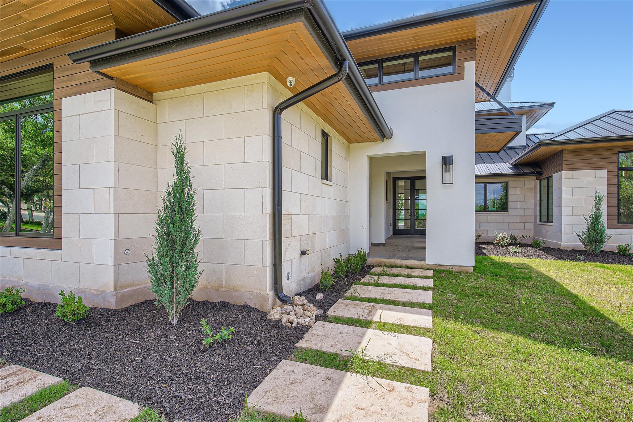 Image 14 of 40 For 6412 Lantern View Dr