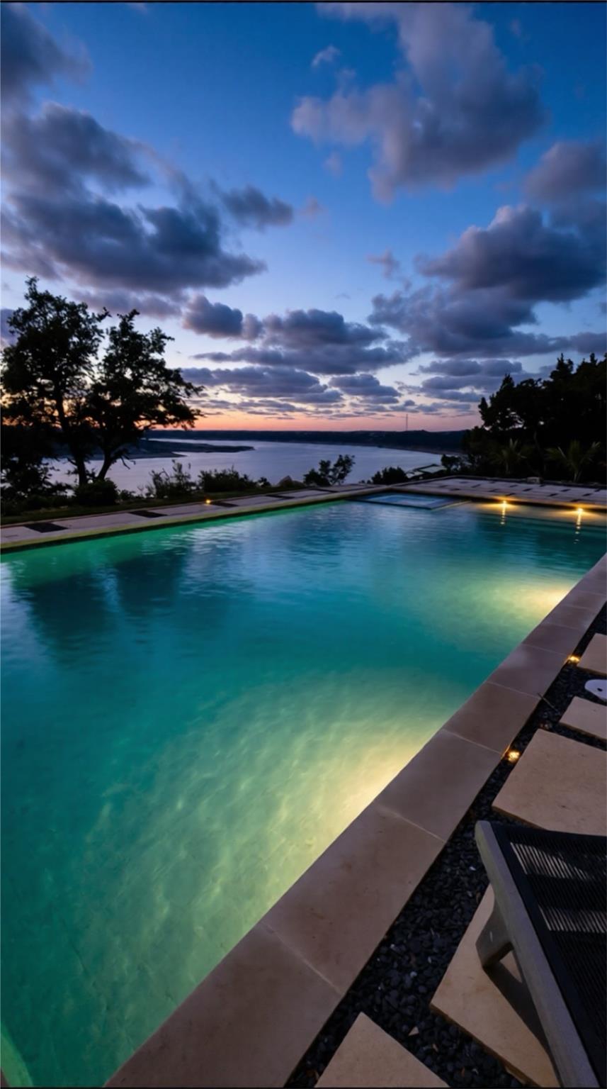 Image 2 of 40 For 6412 Lantern View Dr