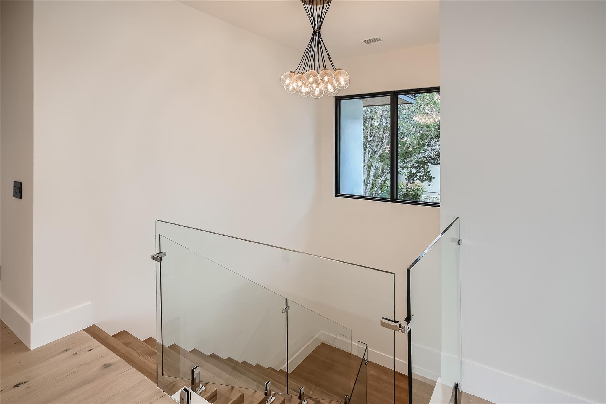 Image 27 of 40 For 6412 Lantern View Dr