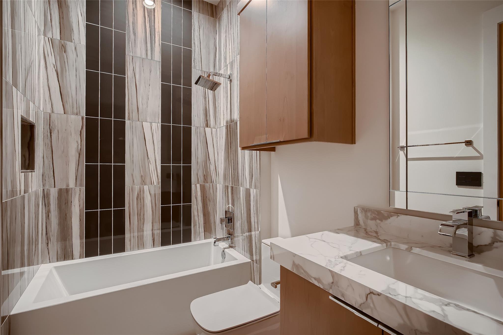 Image 32 of 40 For 6412 Lantern View Dr