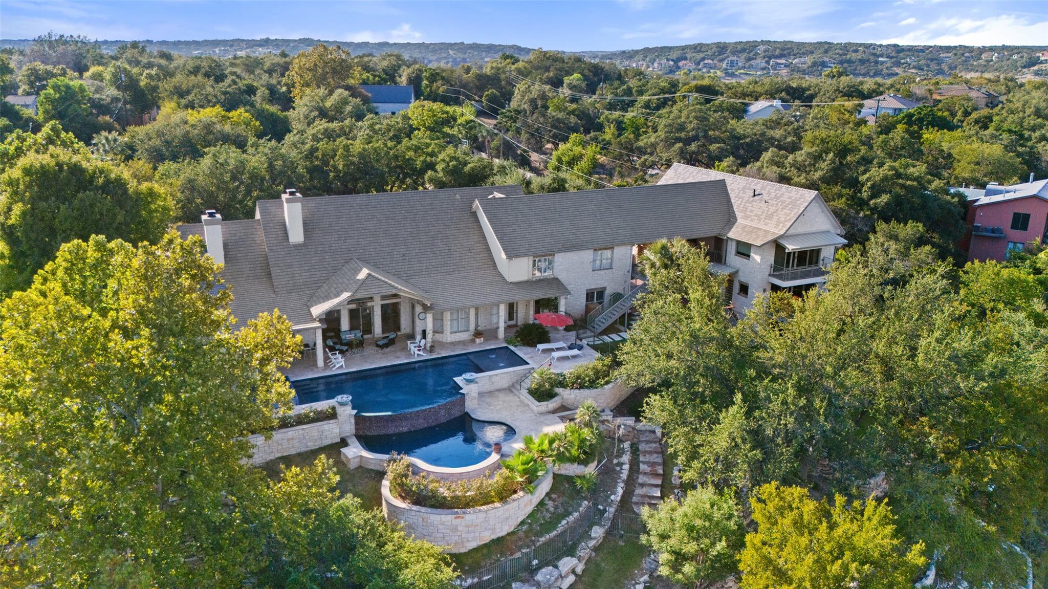 Details for 805 Brooks Hollow Rd, Lakeway, TX 78734