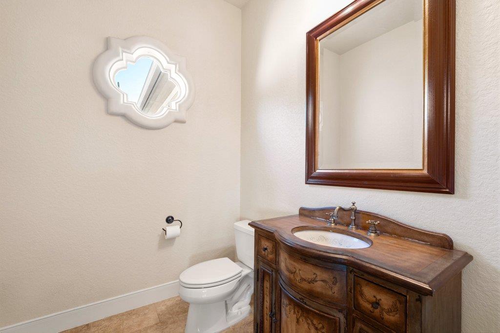 Image 23 of 40 For 143 Champion Way