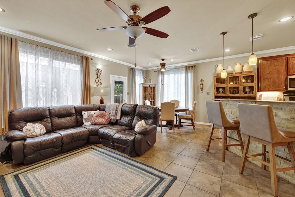 Image 20 of 39 For 522 Pecos Cir