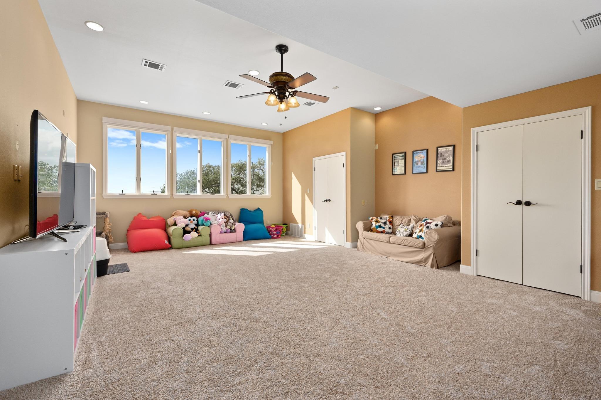 Image 21 of 40 For 6507 Mesa Dr