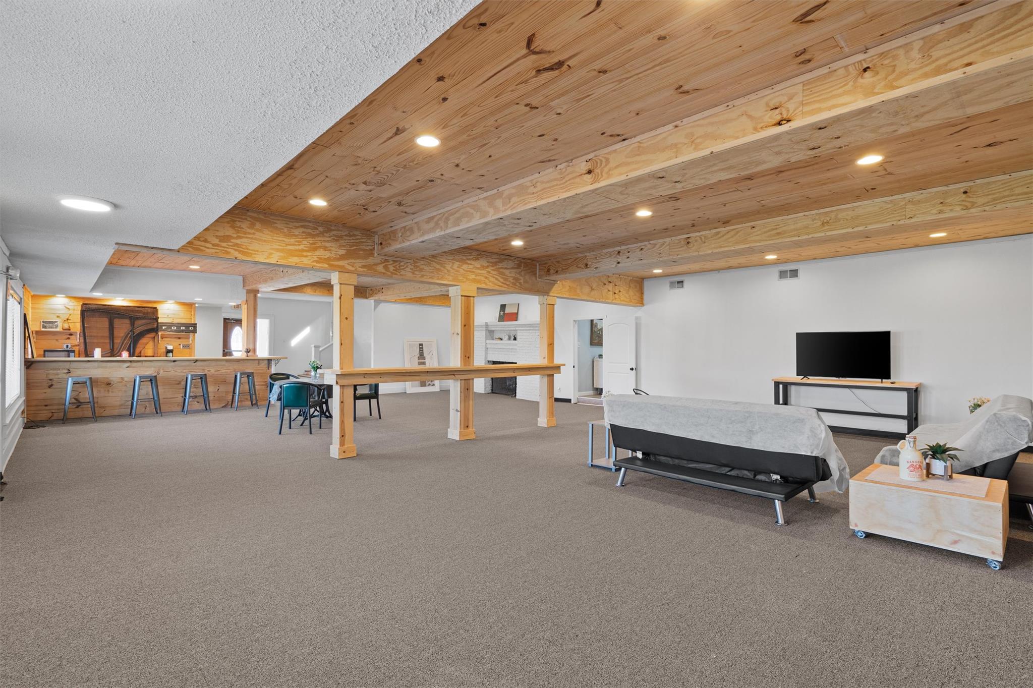 Image 10 of 40 For 1102 Beech St