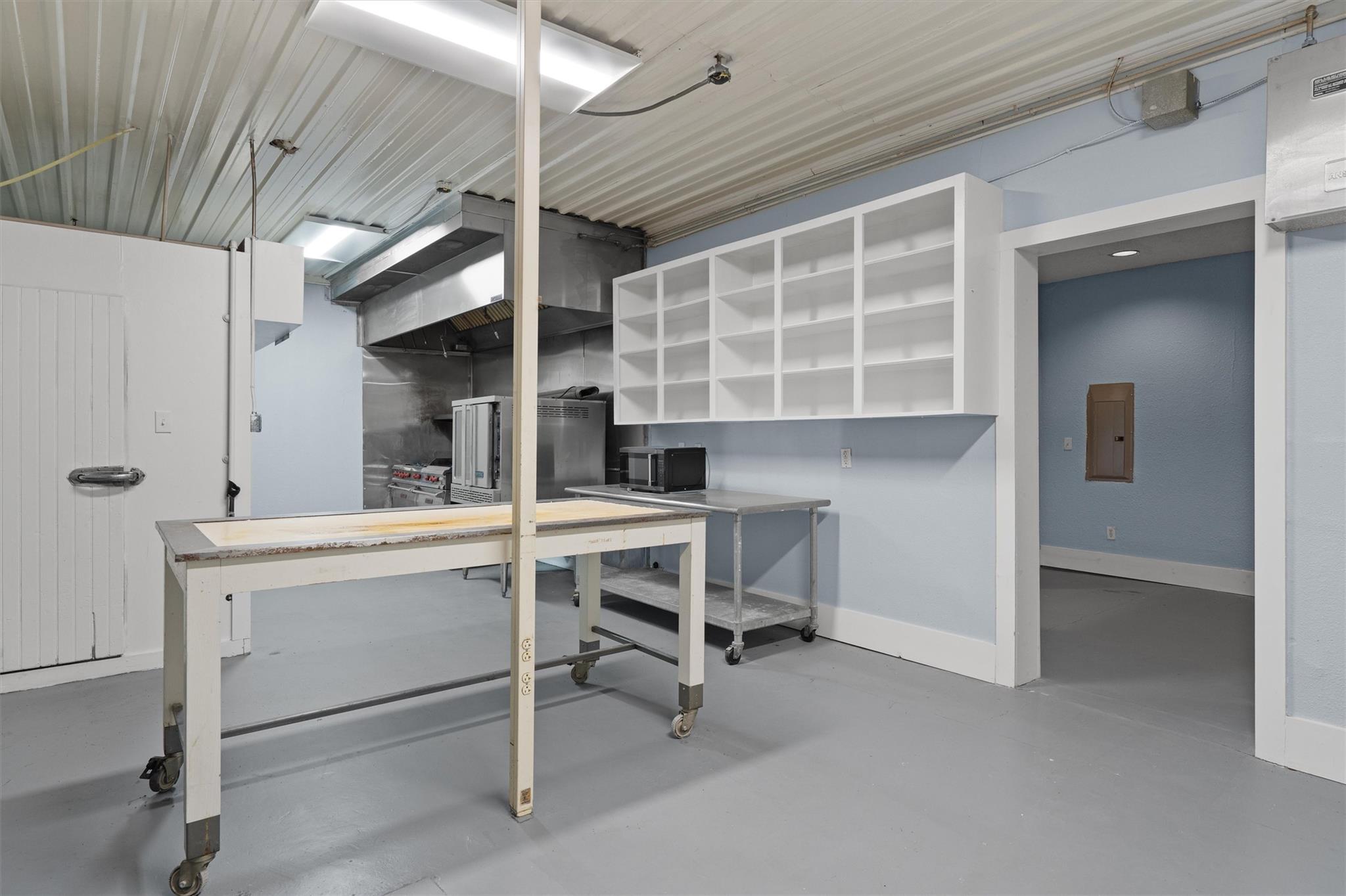 Image 20 of 40 For 1102 Beech St