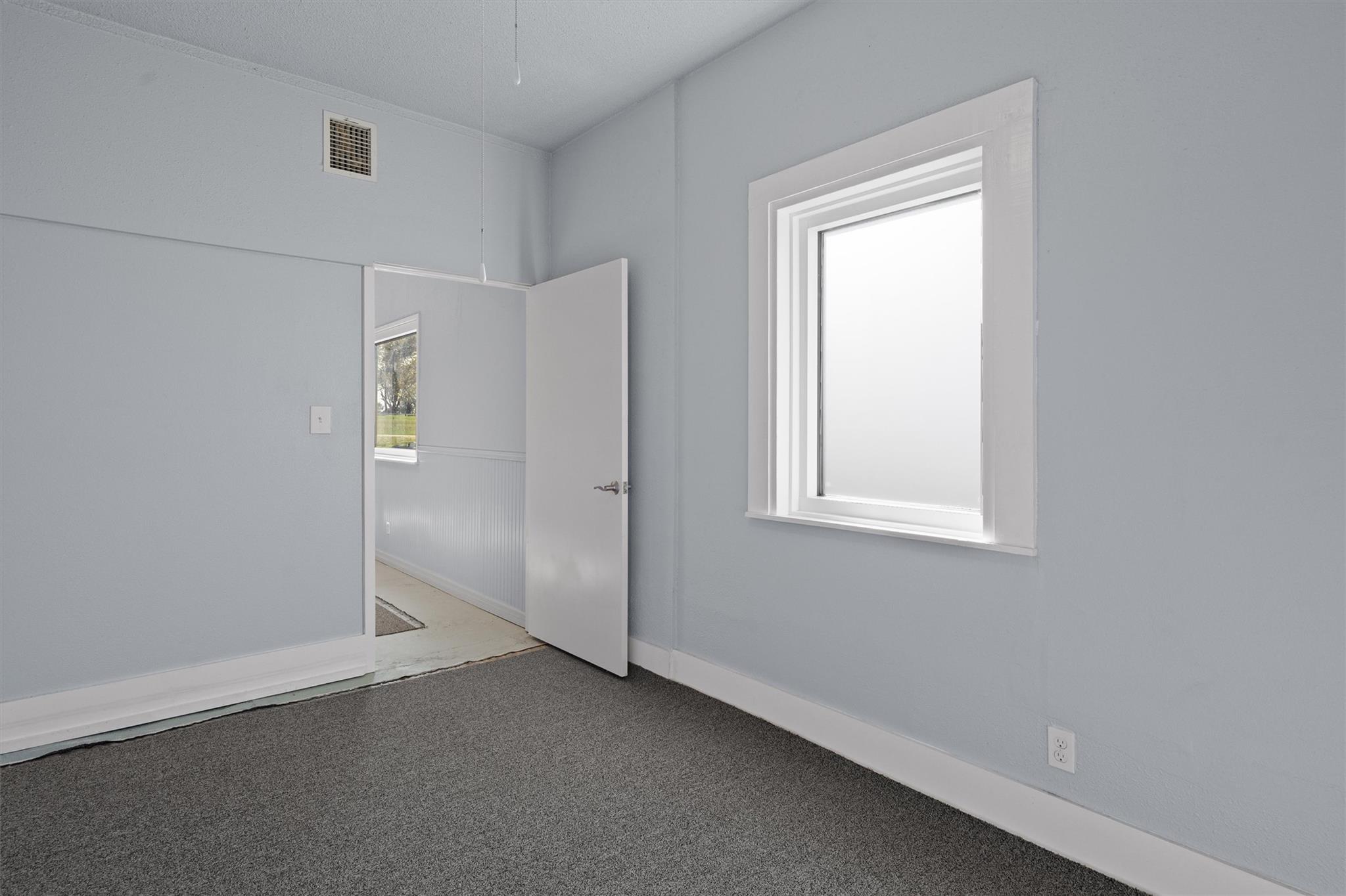 Image 22 of 40 For 1102 Beech St