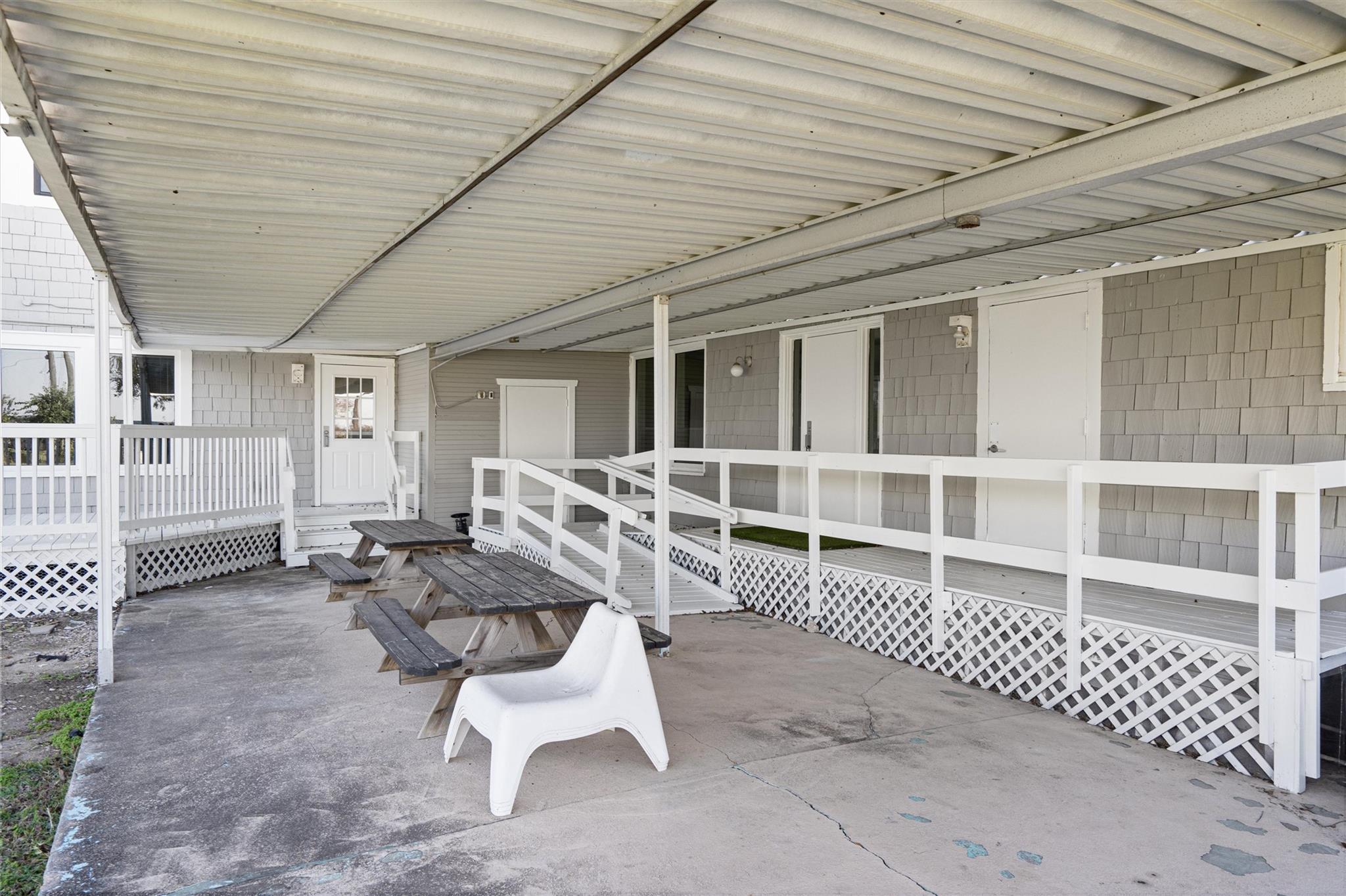 Image 35 of 40 For 1102 Beech St